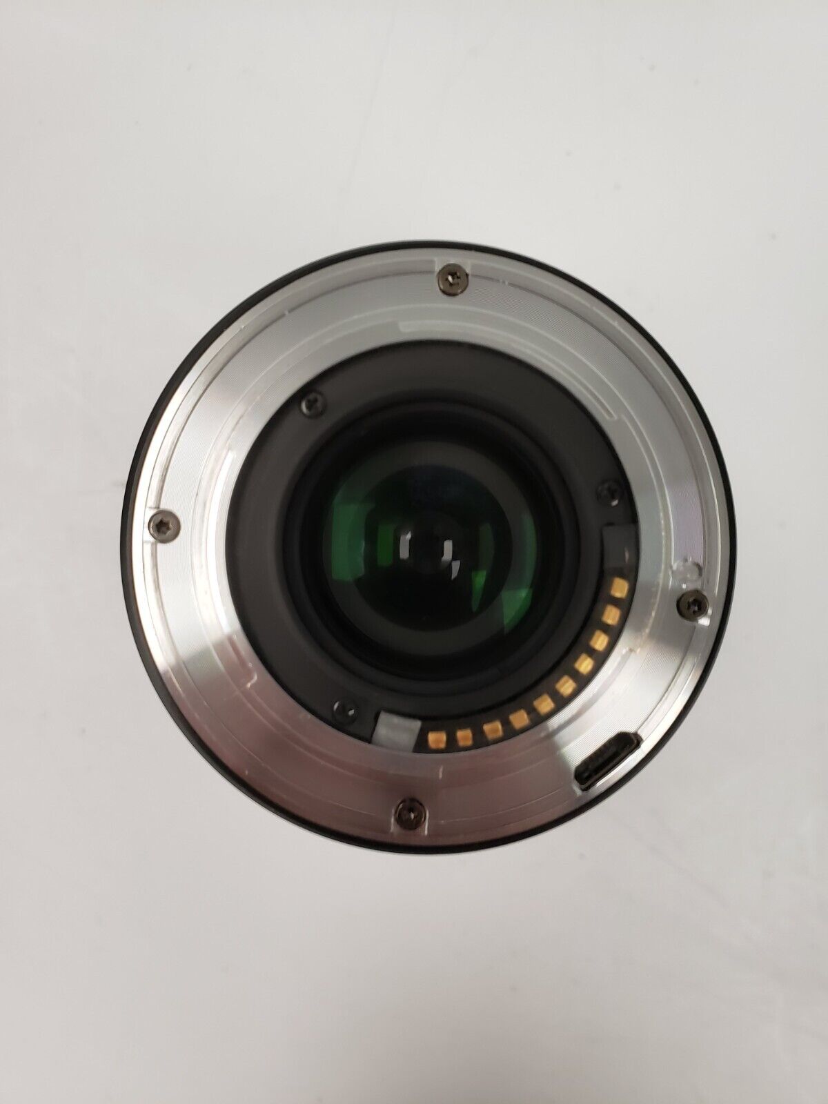 Viltrox AF85 85mm F1.8 Auto Focus Portrait Lens for Sony E Mount - Perfect for Wedding Photography, Street Portraits & Low Light Shooting