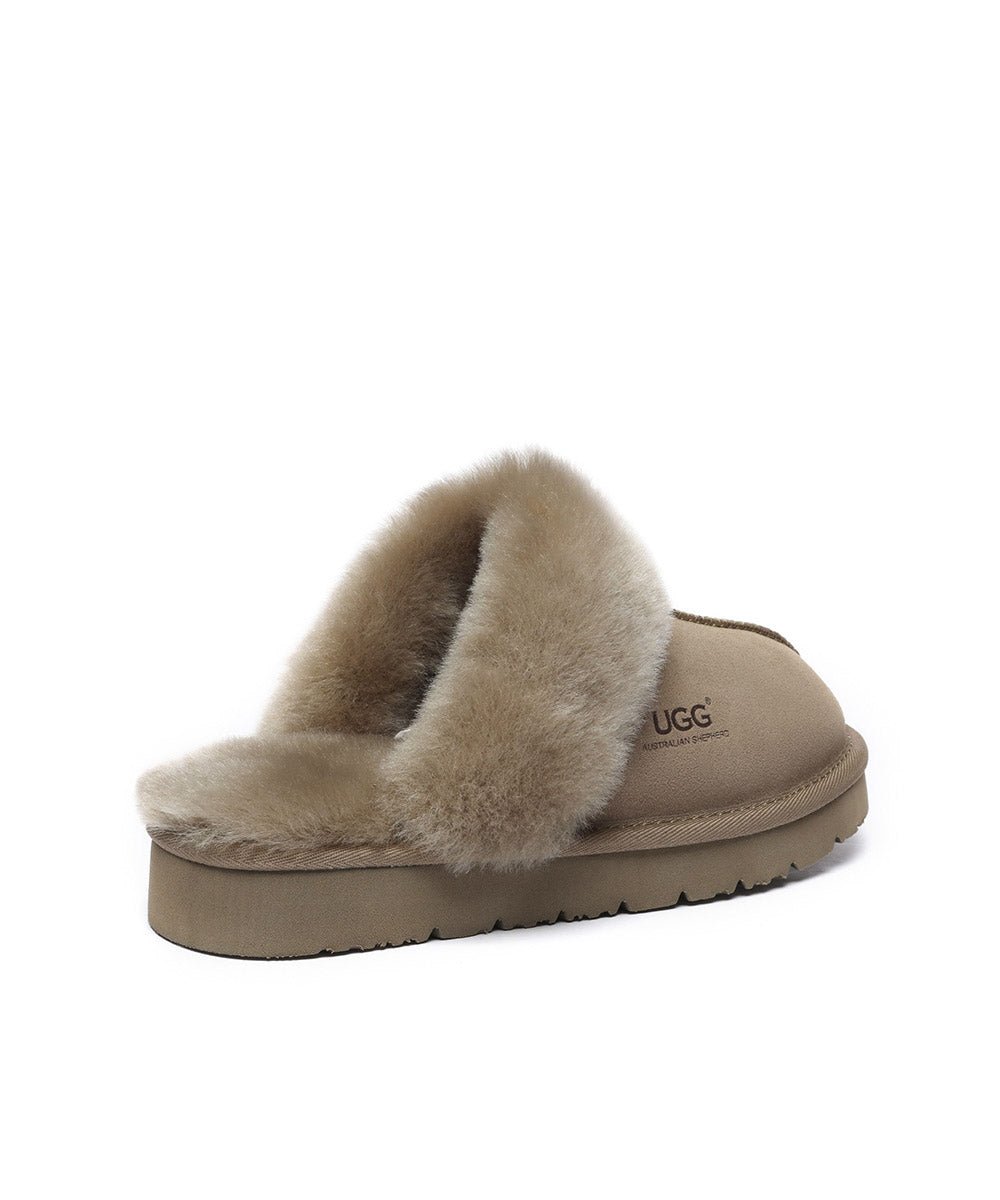 Women's UGG Fuzzy Summer Slippers - Cozy Indoor/Outdoor House Shoes with Soft Fleece Lining for Relaxing at Home, Lounging or Quick Errands