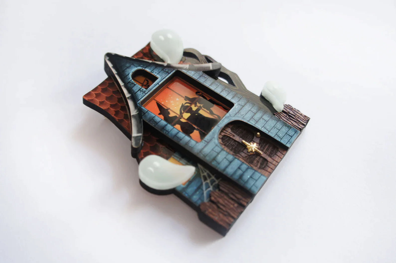 Laliblue Haunted House Halloween Brooch - Spooky Gothic Jewelry for Costume Accessories, Party Favors & Collectibles