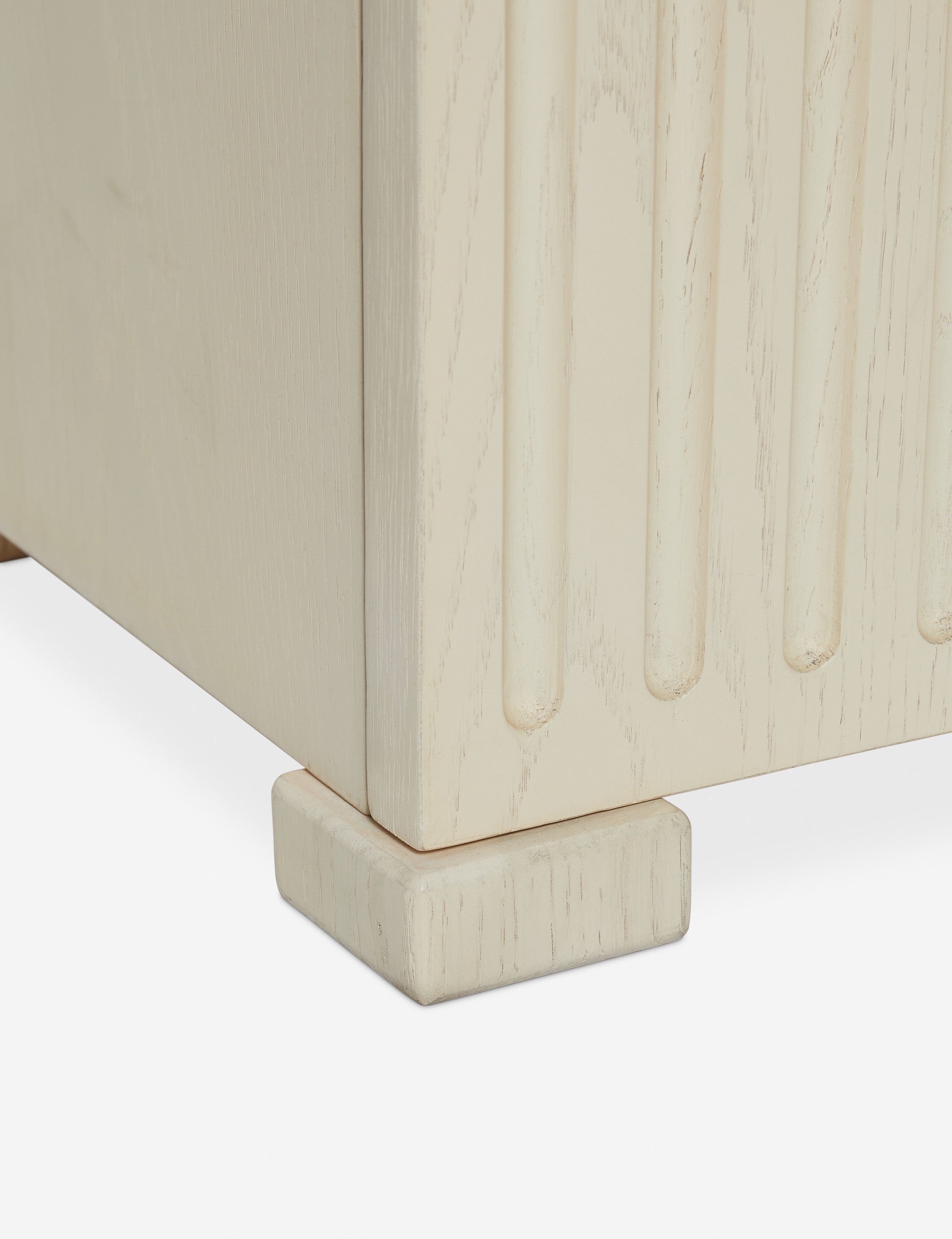 Modern Wooden Nightstand with USB Ports - Stylish Bedside Table for Bedroom, Living Room, or Dorm - Perfect for Charging Devices and Storing Essentials