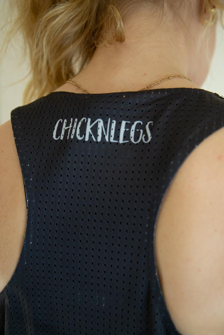 High-Performance Women's Black Workout Singlet - Perfect for Gym, Running & Yoga | Moisture-Wicking & Breathable Activewear