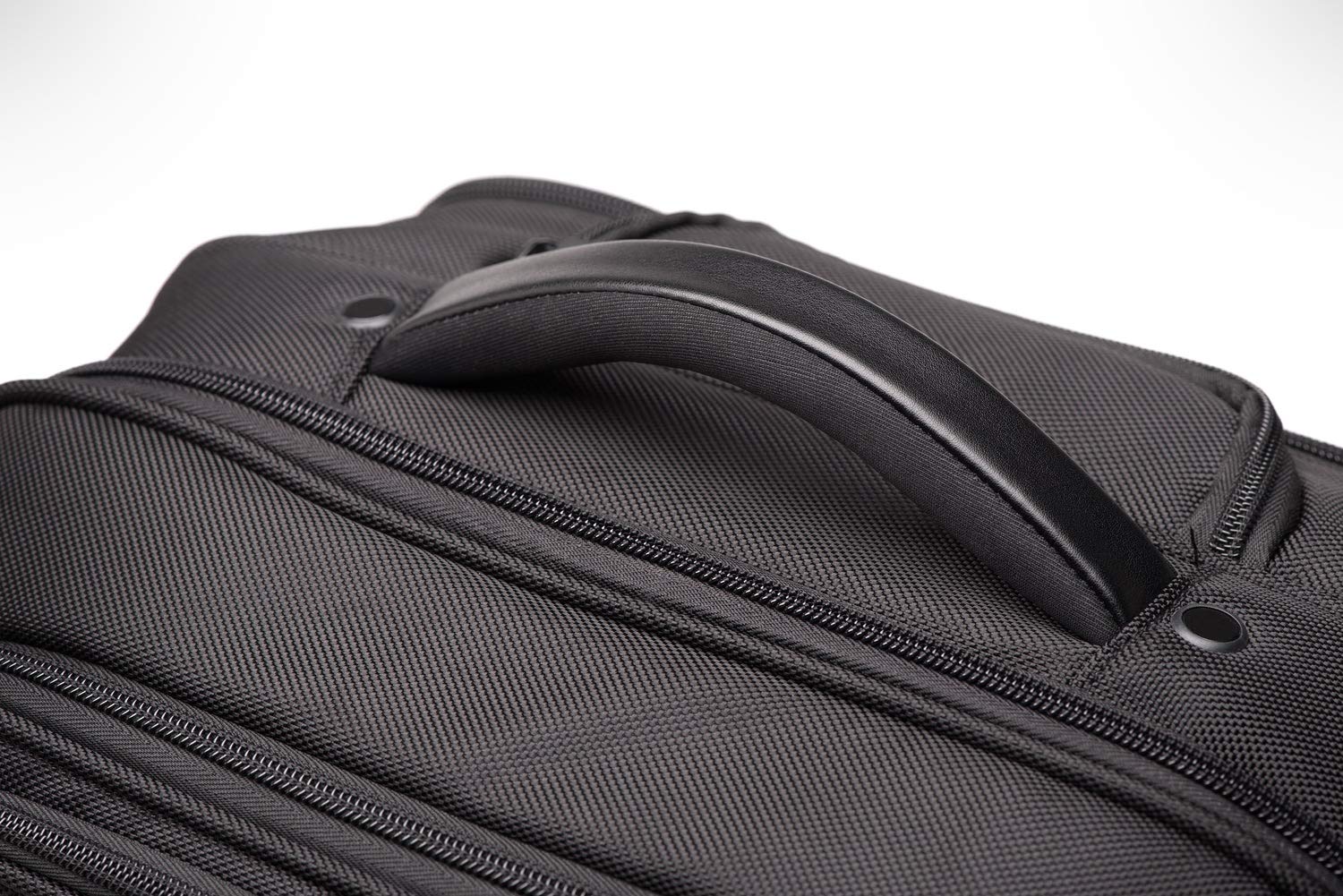 Kensington K60384WW Contour 2.0 Pro Overnight Laptop Spinner Backpack - 17.3 Inch Business Travel Laptop Bag with USB Charging Port, Water Resistant & TSA Friendly for Work, School & Commuting