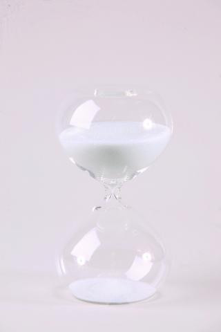 60 Minute Modern Glass Timer - Black or White - Perfect for Kitchen, Classroom, and Office Productivity