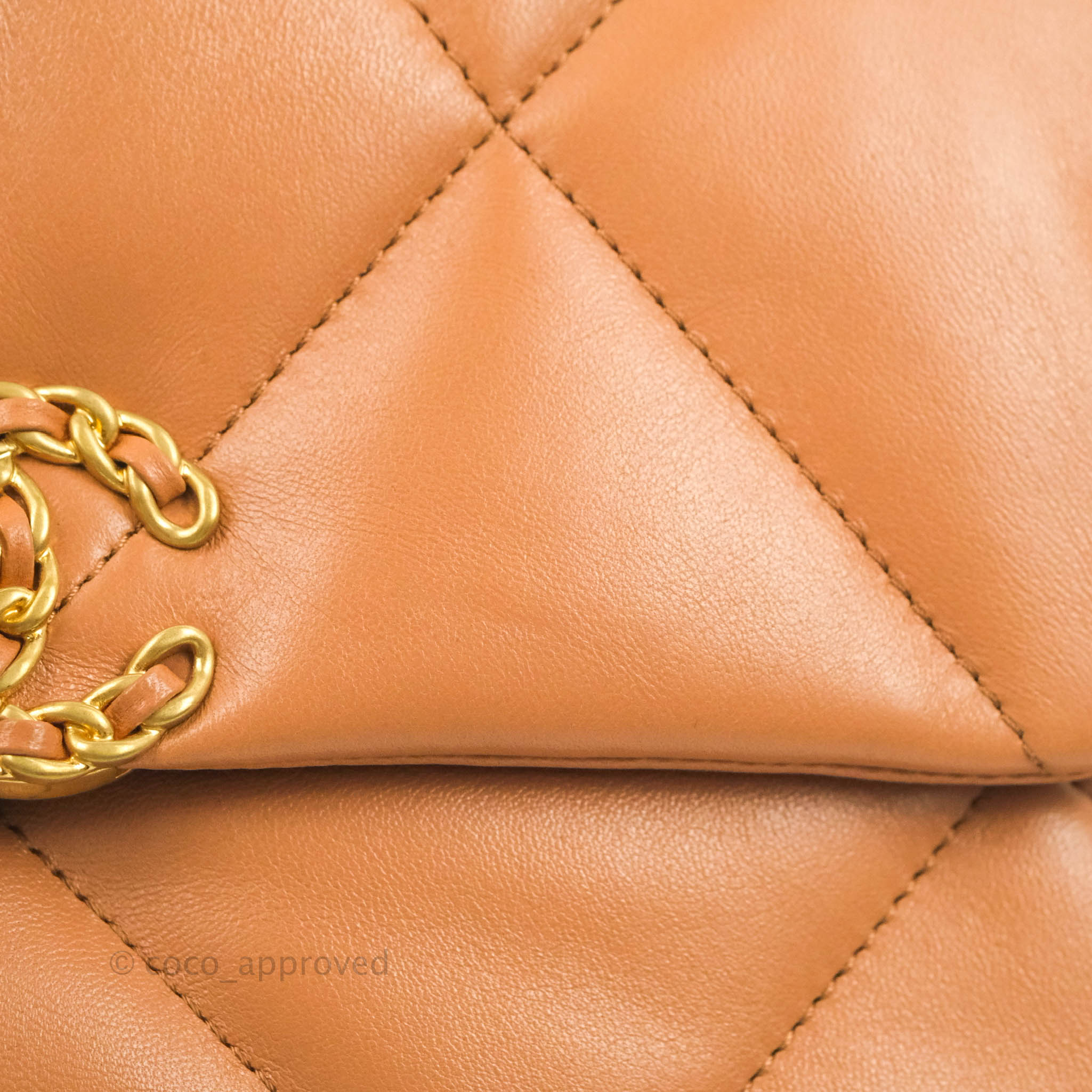 Chanel 19 Small Handbag in Caramel Dark Beige with Mixed Hardware | 21K Collection | Perfect for Everyday Luxury & Evening Events