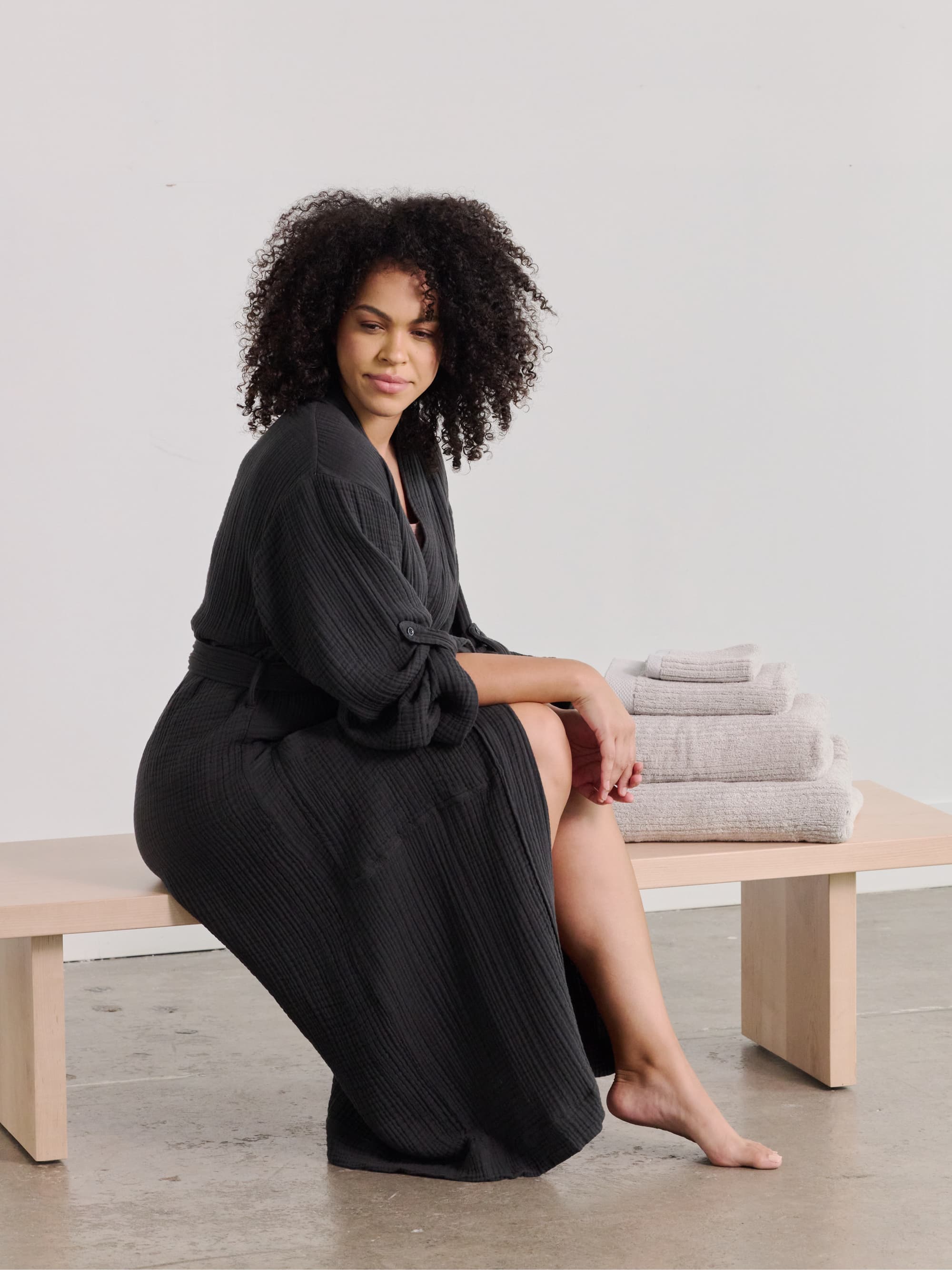 Soft Organic Cotton Robe for Women & Men - Cozy Bathrobe for Spa, Lounge & Home Relaxation - Eco-Friendly & Hypoallergenic