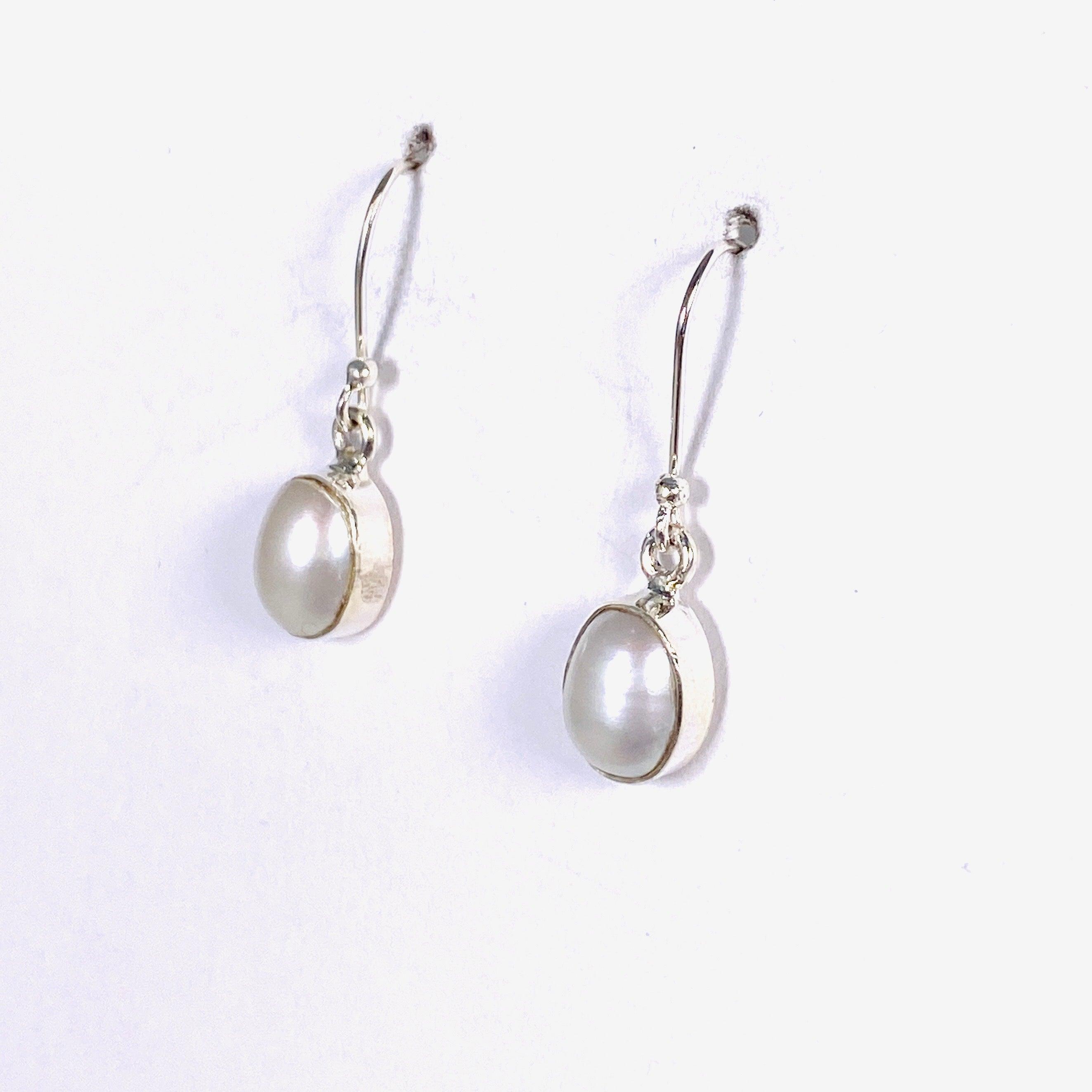 Elegant Pearl Oval Earrings E2672 - Perfect for Weddings, Parties & Special Occasions