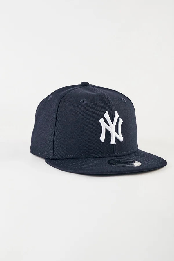New Era New York Yankees Official Team Colors 9FIFTY Snapback Cap - Perfect for Baseball Games, Streetwear & Fan Collections