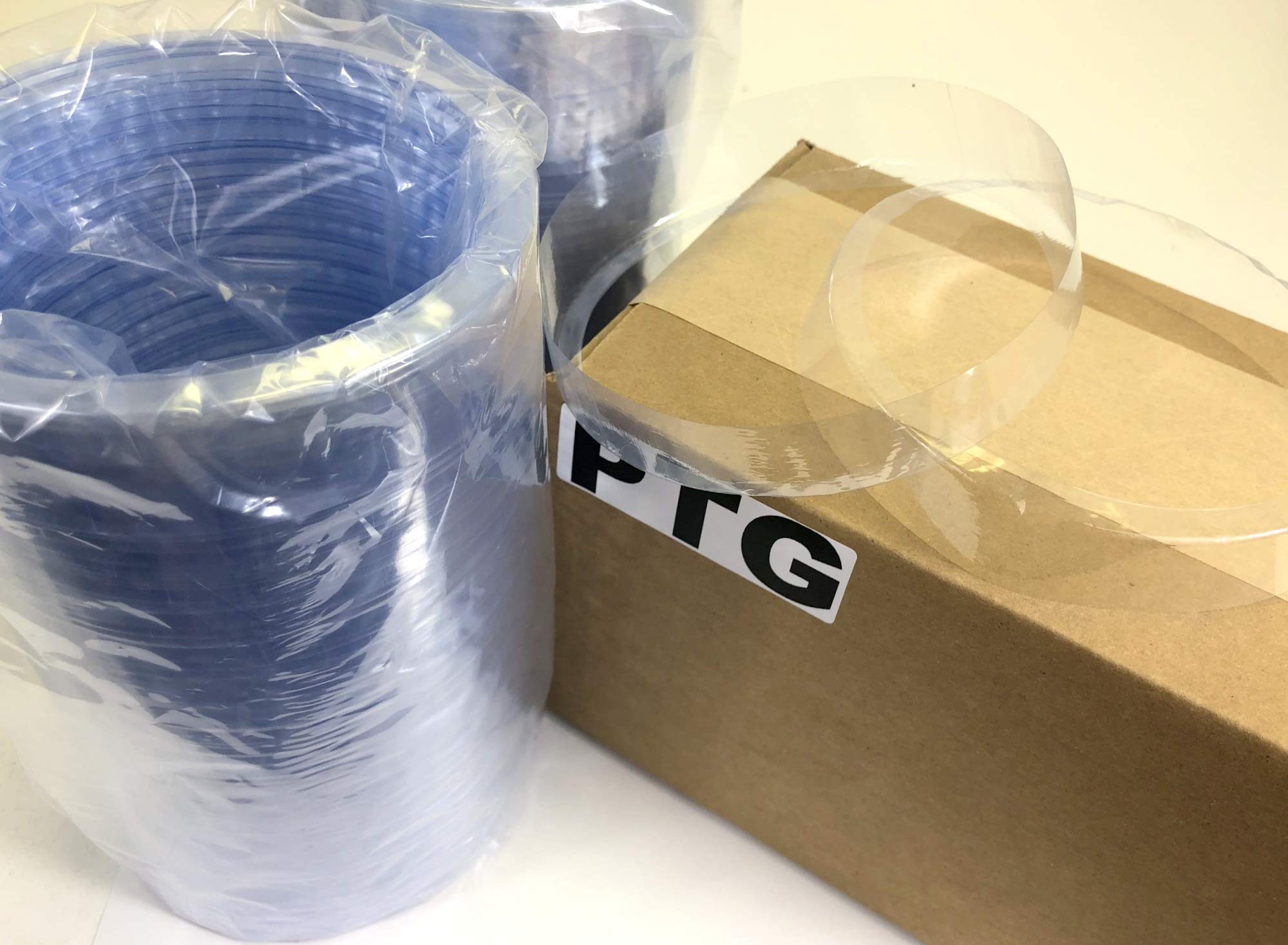 PACTOGO Clear Shrink Bands for Food Containers - 250 Pack Fits 8-32oz Round Plastic Soup/Deli Containers | Perfect for Restaurant Takeout, Meal Prep & Food Storage