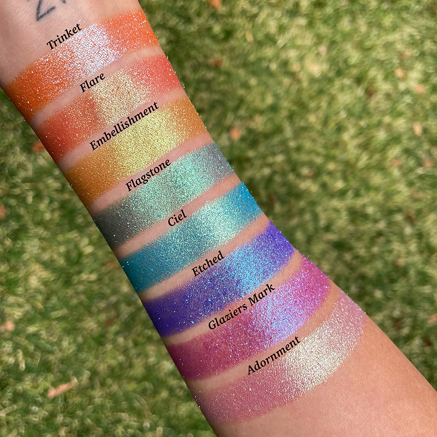 Flare Glitter Multichrome Eyeshadow Palette - Long Lasting Pigmented Makeup for Party, Halloween & Special Occasions
