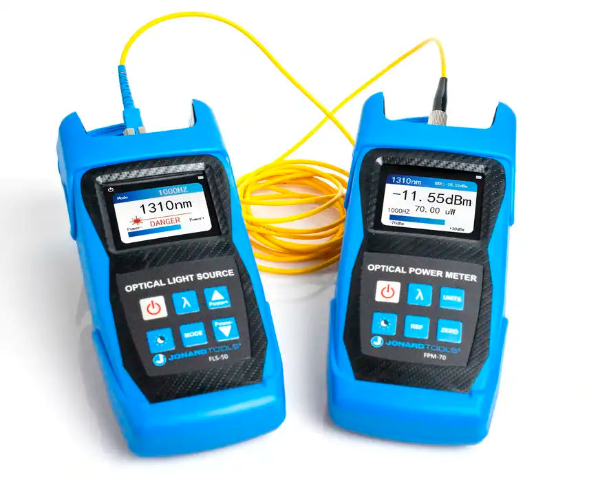 High-Power Optical Light Source with FC/LC/SC Adapters - Compatible with PC/UPC Connectors for Fiber Optic Testing, Network Maintenance & Telecom Installations