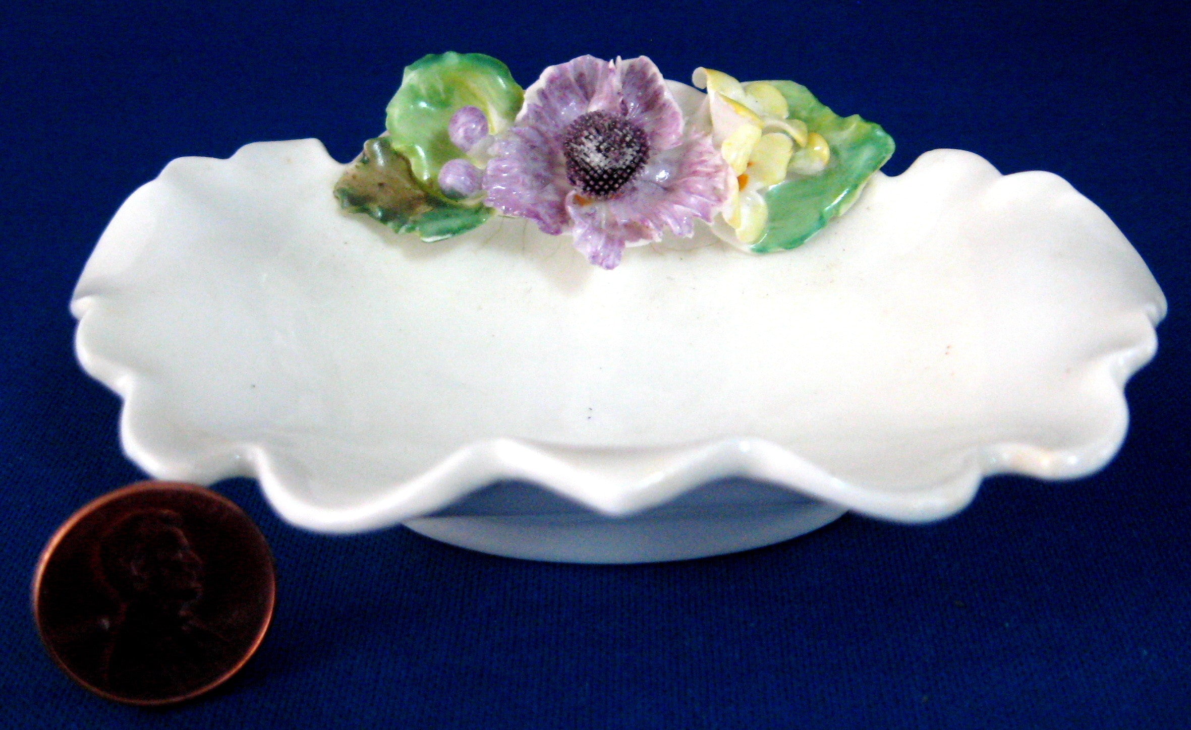 Vintage Royal Worcester Staffordshire Posy Salt Cellar - Handmade Bone China from 1950s - Antique Tableware for Fine Dining & Collectors