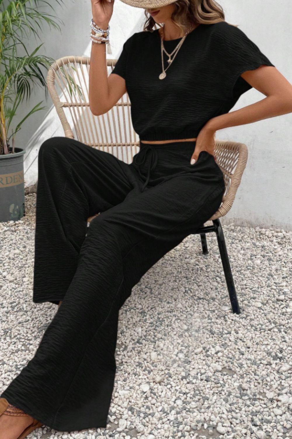Women's Round Neck Short Sleeve T-Shirt & Resort Lounge Pants Set - Casual Summer Outfit for Beach Vacation, Yoga, and Home Relaxation