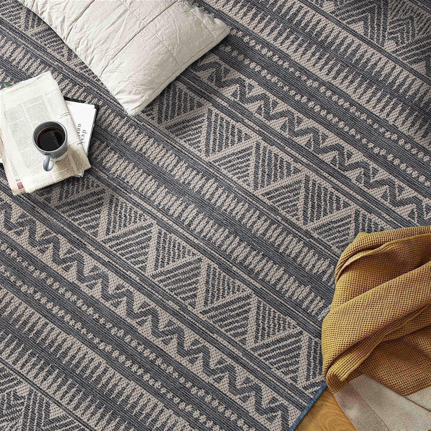 Bohemian Geometric Indoor Outdoor Rug - Non-Shedding Area Rug for Patio, Deck & Balcony | 7'10