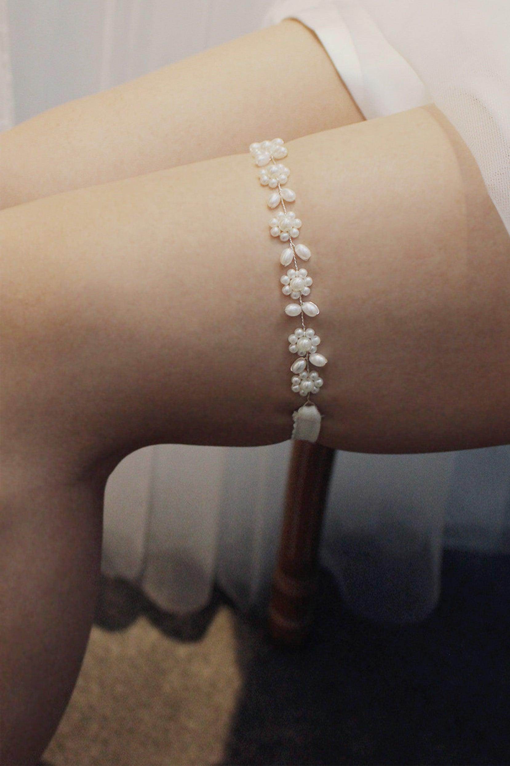 Elegant Pearl Wedding Garter Belt for Bride - CZ0315 | Perfect for Bridal Shower, Wedding Ceremony & Honeymoon