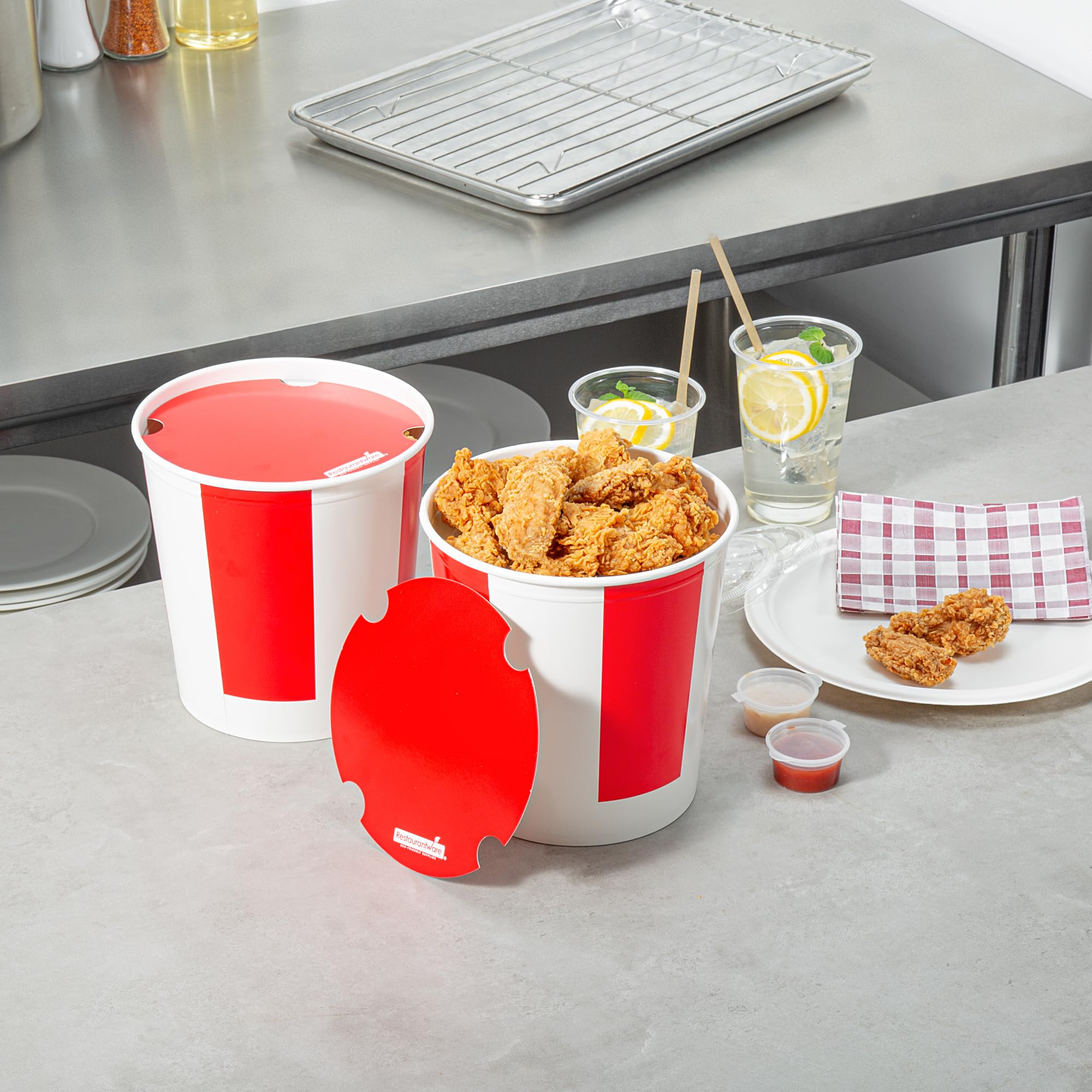 Restaurantware Bio Tek 130oz Chicken Buckets with Vented Lids - 100 Pack Greaseproof, Freezable Disposable Food Containers in Red & White - Ideal for Restaurants, Cafes, Takeout & Catering