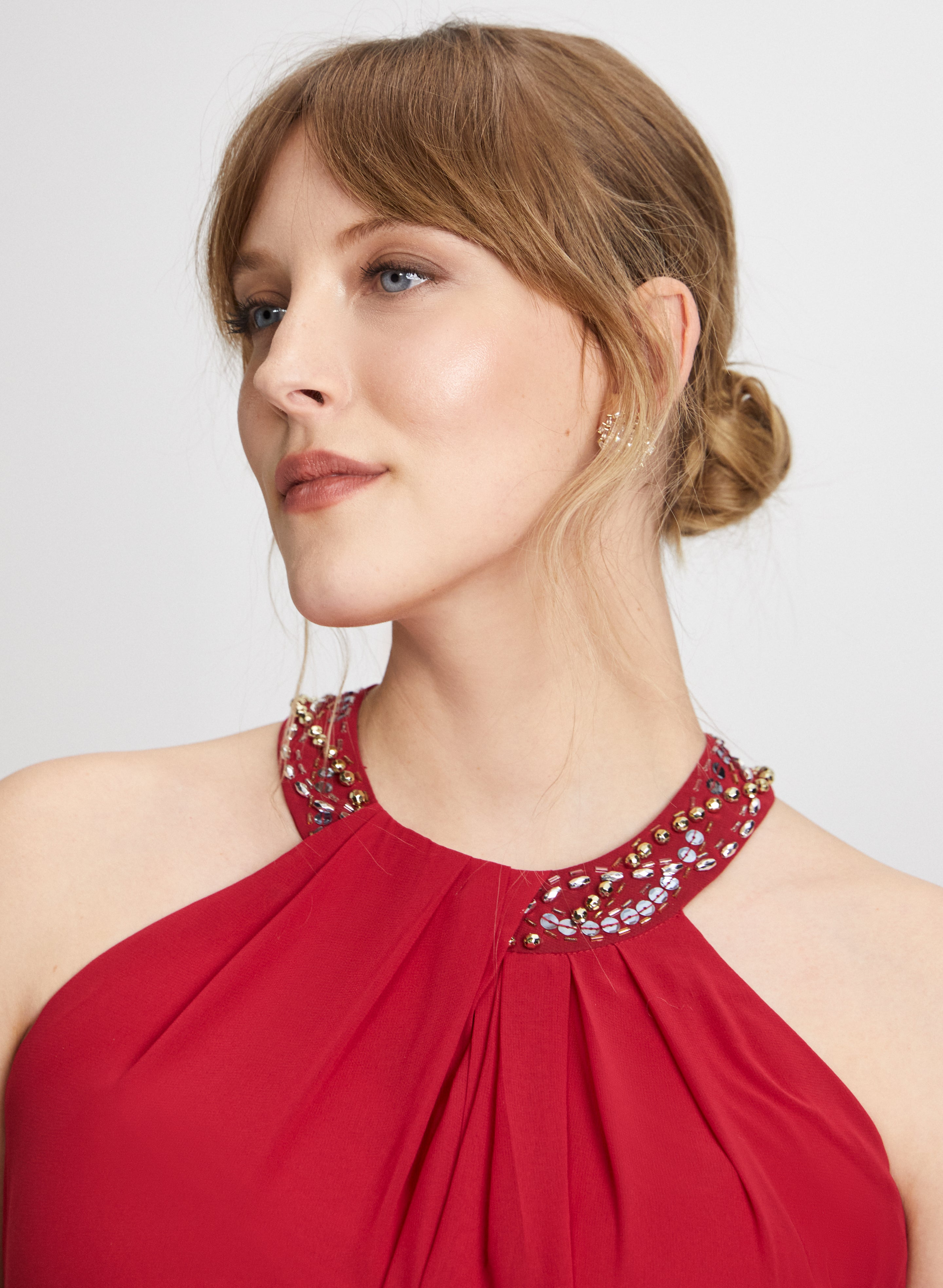 Elegant Beaded Halter Neck Chiffon Dress for Women | Summer Party, Wedding Guest & Cocktail Attire | Flowy A-Line Formal Gown