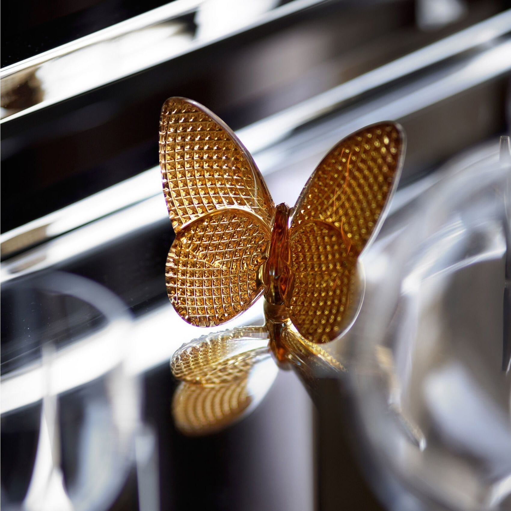 20K Gold Butterfly Pendant Necklace - Elegant Jewelry for Women, Perfect Gift for Birthday, Anniversary & Valentine's Day