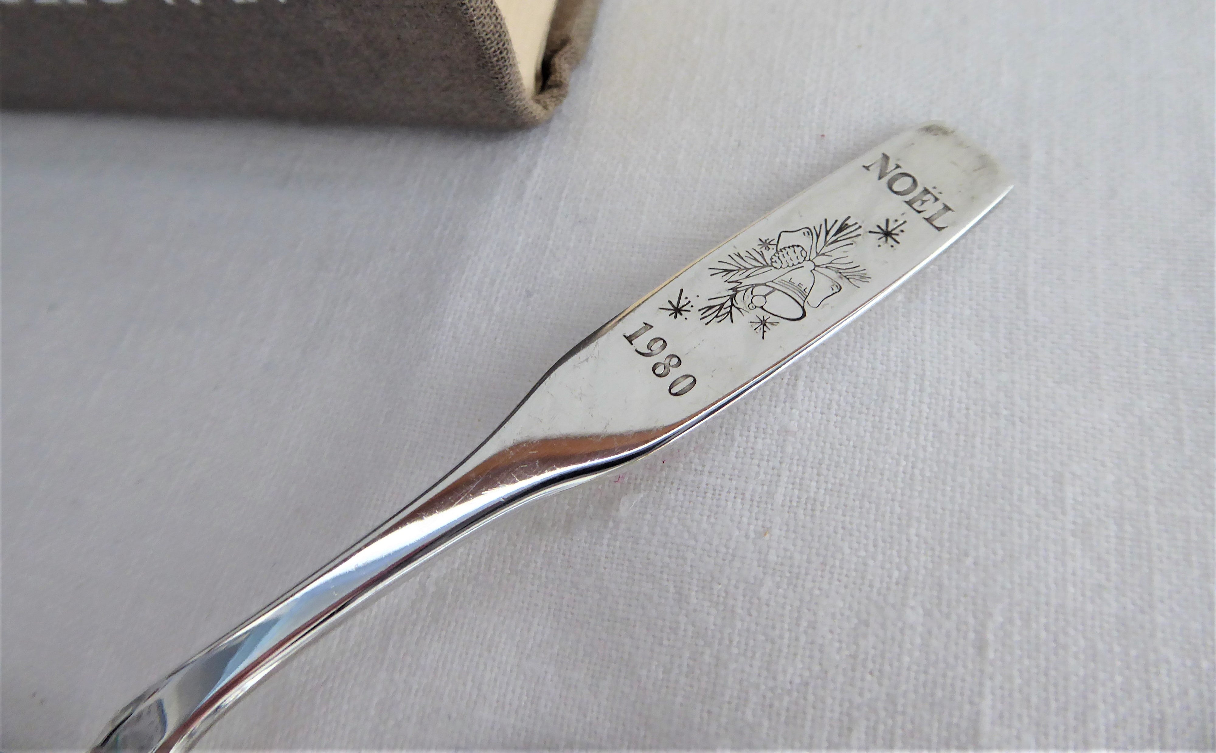 Vintage 1980 Noel Silver Commemorative Coffee Spoon - Engraved with Christmas Bells, Pine & Stars - Perfect for Holiday Gifts, Collectibles & Tea/Coffee Time