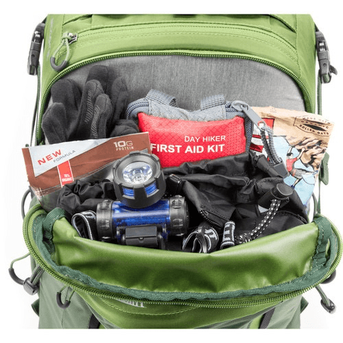 MindShift 18L Outdoor Backpack - Lightweight Hiking Daypack for Men & Women, Water-Resistant Woodland Green Backpack for Travel, Camping & Photography Gear - Perfect for Day Hikes, Commuting & Adventure Travel