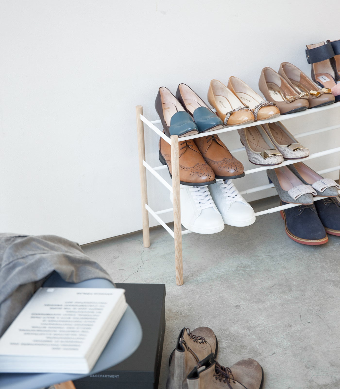 Expandable Shoe Rack - 18 Inch Height Steel Shoe Organizer for Closet, Entryway & Mudroom - Space Saving Shoe Storage Shelf for Sneakers, Boots & Heels