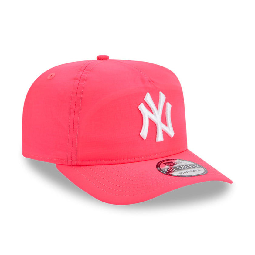 New York Yankees Strapback Hat by New Era - Lightweight Nylon Golf & Everyday Cap for Men - Perfect for Baseball Games, Golfing, and Casual Wear
