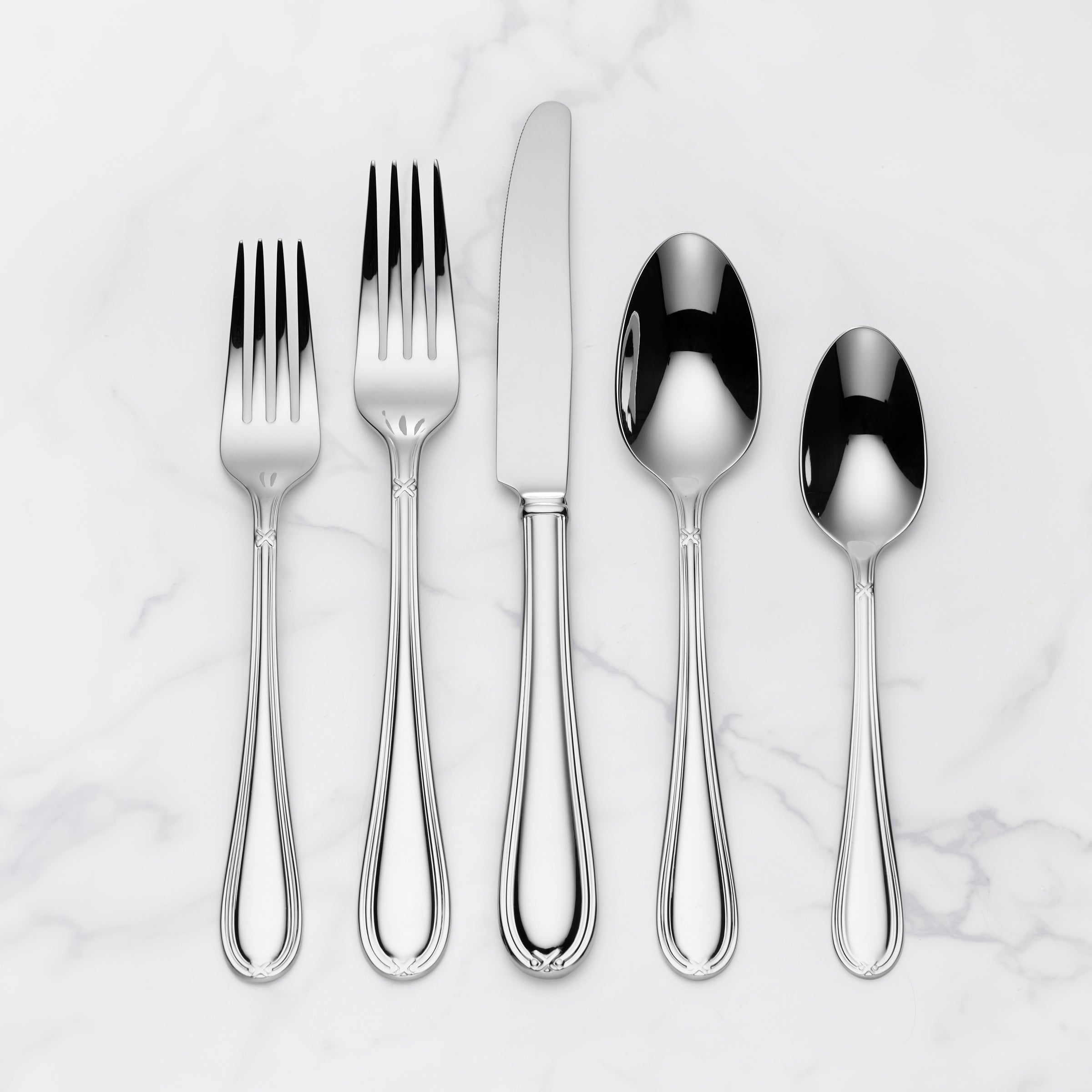 Ashbridge 80-Piece Stainless Steel Flatware Set - Service for 12, Mirror Polished Silverware with Knives, Forks, Spoons - Perfect for Dining, Parties, Weddings & Holiday Gatherings