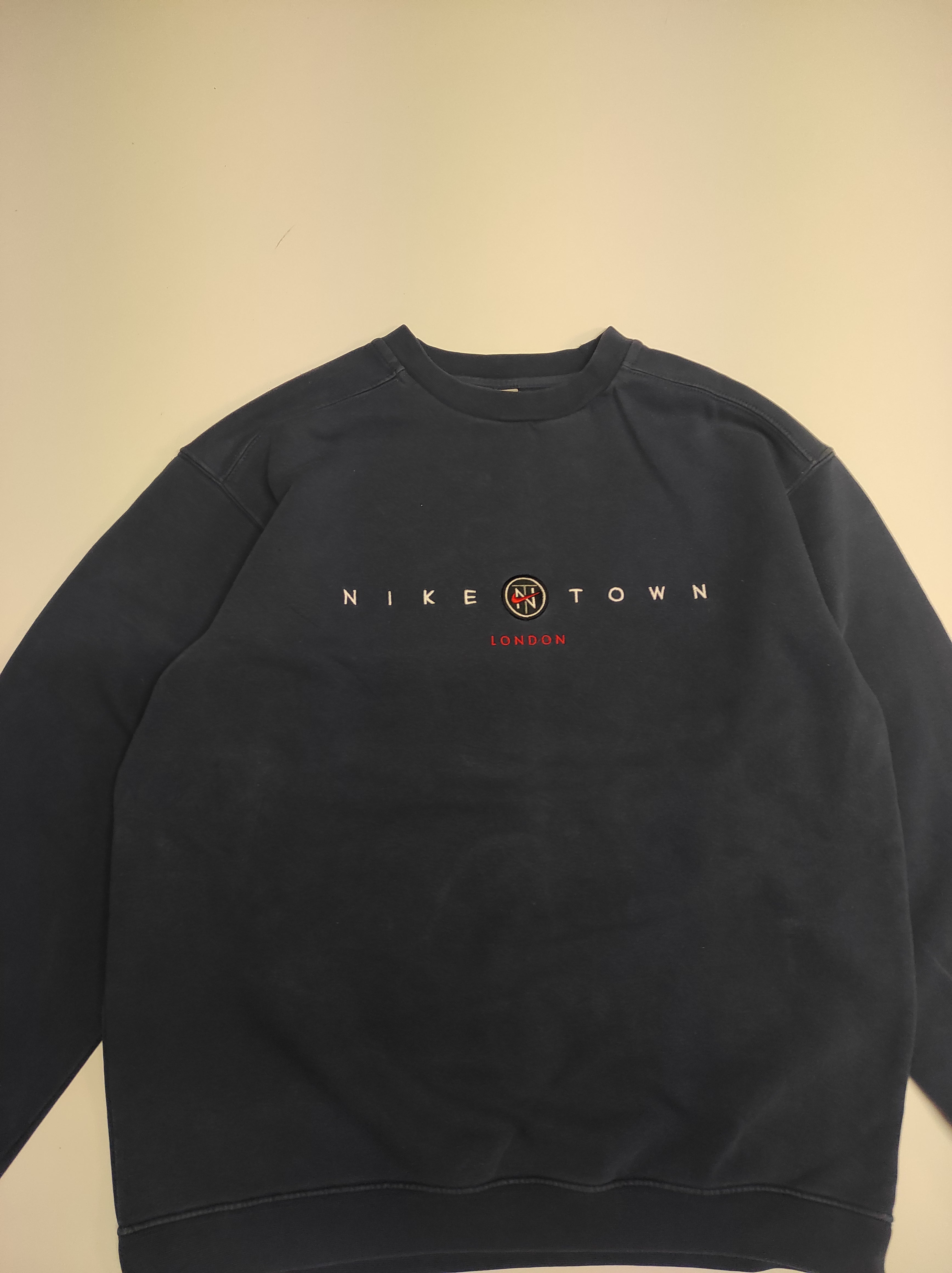 Vintage Nike Sweater - Rare Retro Style #598 | Men's & Women's Casual Wear for Fall & Winter Fashion