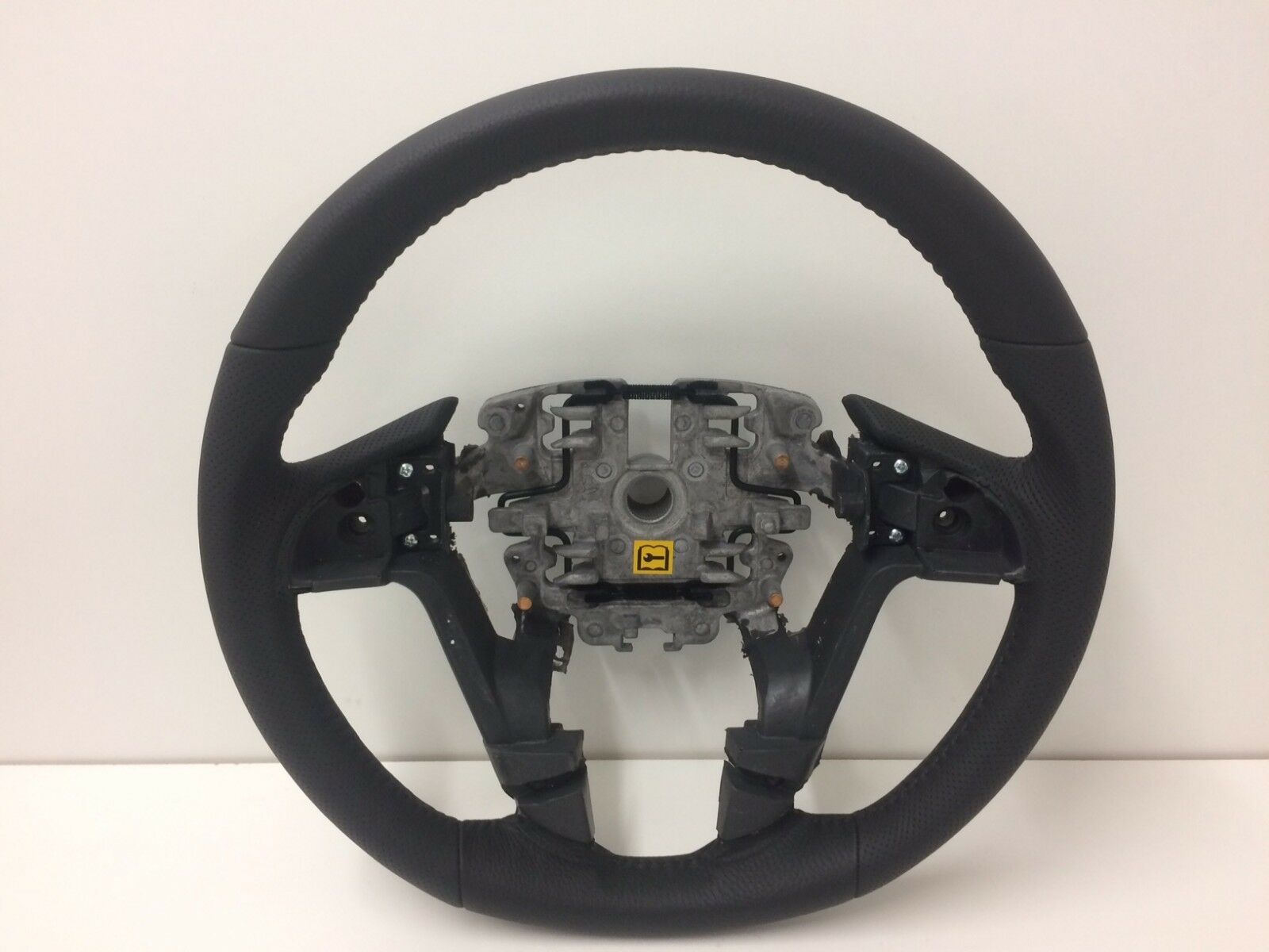 Genuine Holden VE Commodore SSV Perforated Leather Steering Wheel - Premium Grip & Comfort for Performance Driving & Daily Commute