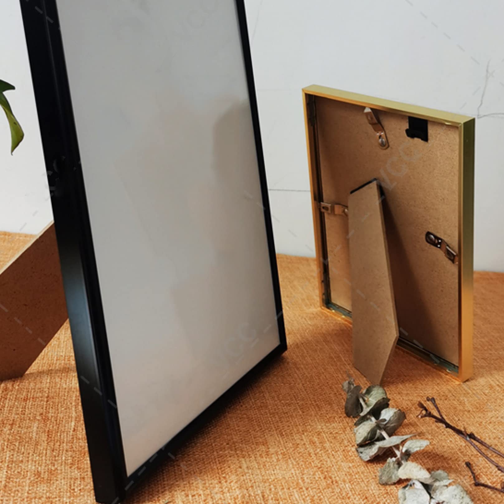 Premium Aluminum Photo Frame with Plexiglass - Wall Hanging Picture Frame for Posters, Certificates & Artwork - Perfect for Home, Office & Gallery Displays