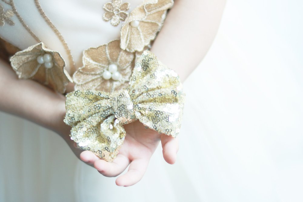 Missgrace Gold Hair Bows for Girls - Elegant Hair Clips for Parties & Weddings