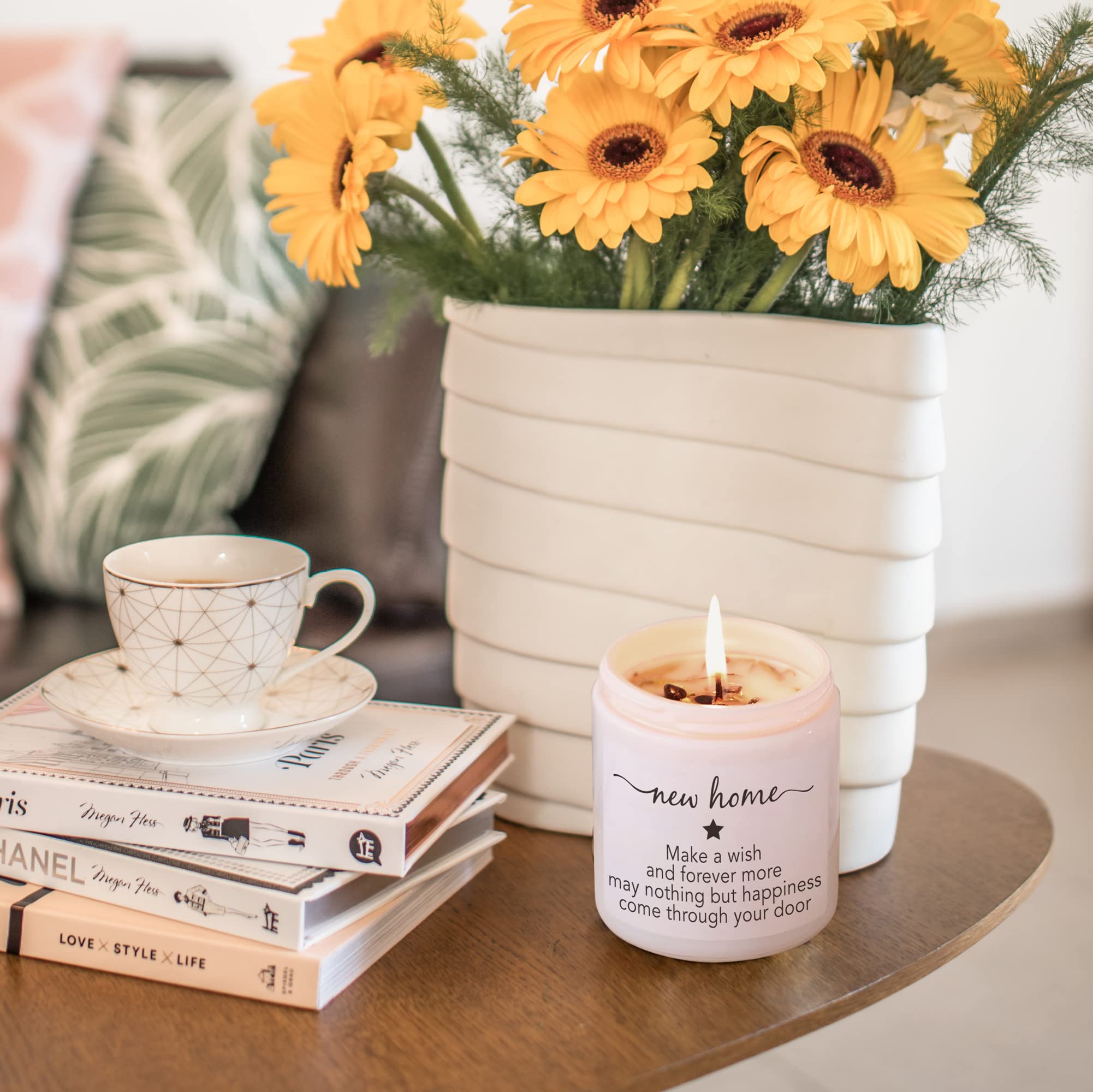Vanilla & Lavender Scented Candles - Thoughtful Housewarming Gift for New Home, Perfect Moving In Present for Women Friends - Create Cozy Atmosphere for Living Room, Bedroom or Bathroom