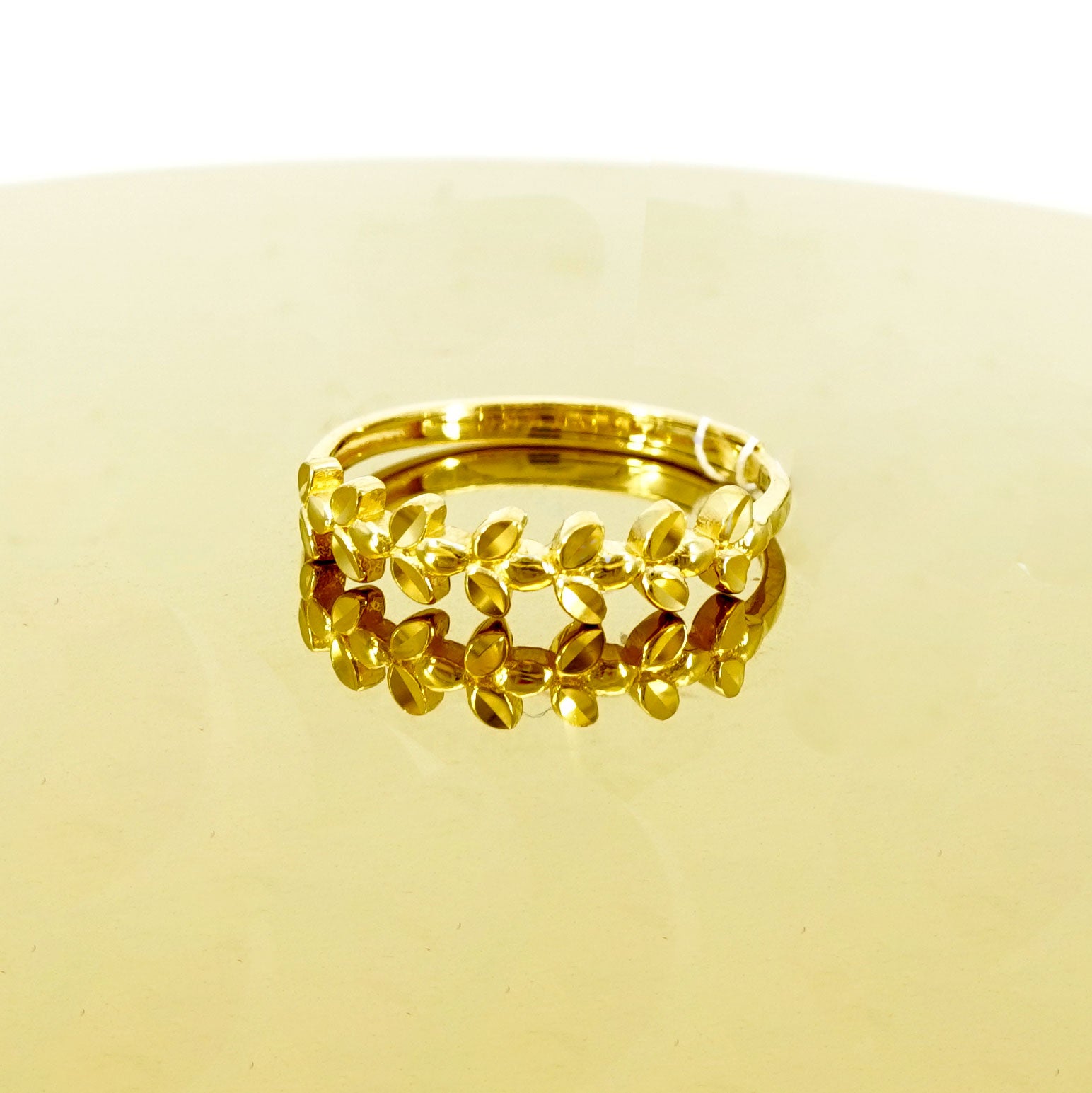 24K Gold Ring for Women - Elegant Solid Gold Jewelry for Everyday Wear, Gifts & Special Occasions