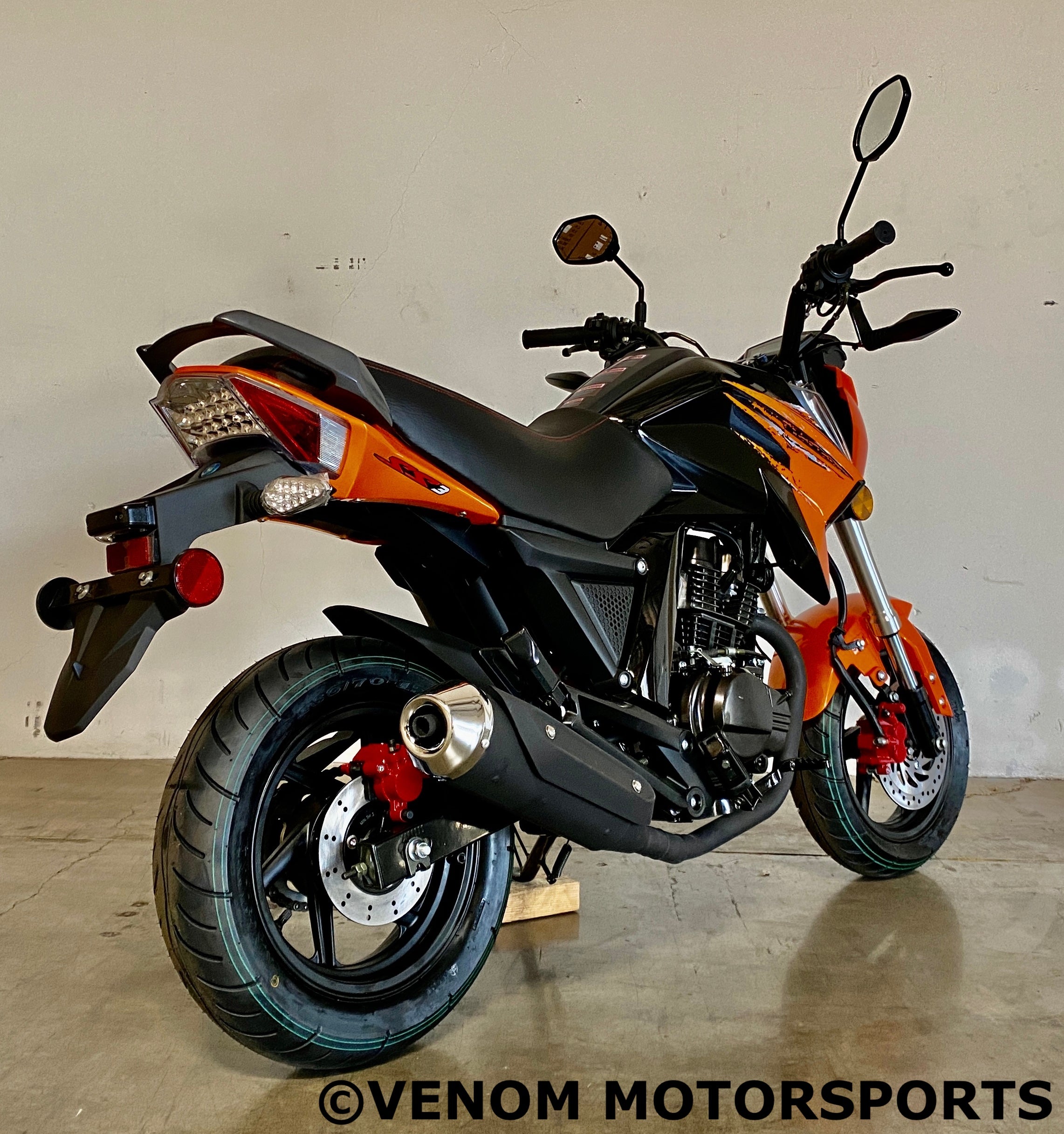Lifan KP Mini SS3 150cc Motorcycle - 5-Speed Manual Transmission for Commuting & Off-Road Adventure | Dirt Bike & Street Legal Motorcycle