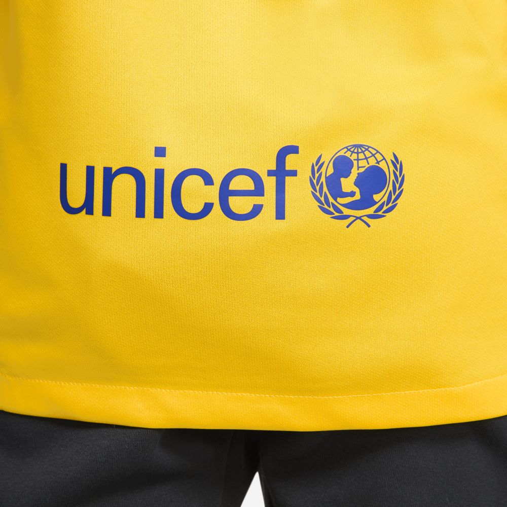 Nike FC Barcelona 2019/20 Stadium Away Big Kids' Soccer Jersey - Official Replica Jersey for Youth Soccer Fans - Perfect for Match Days, Training & Fan Events