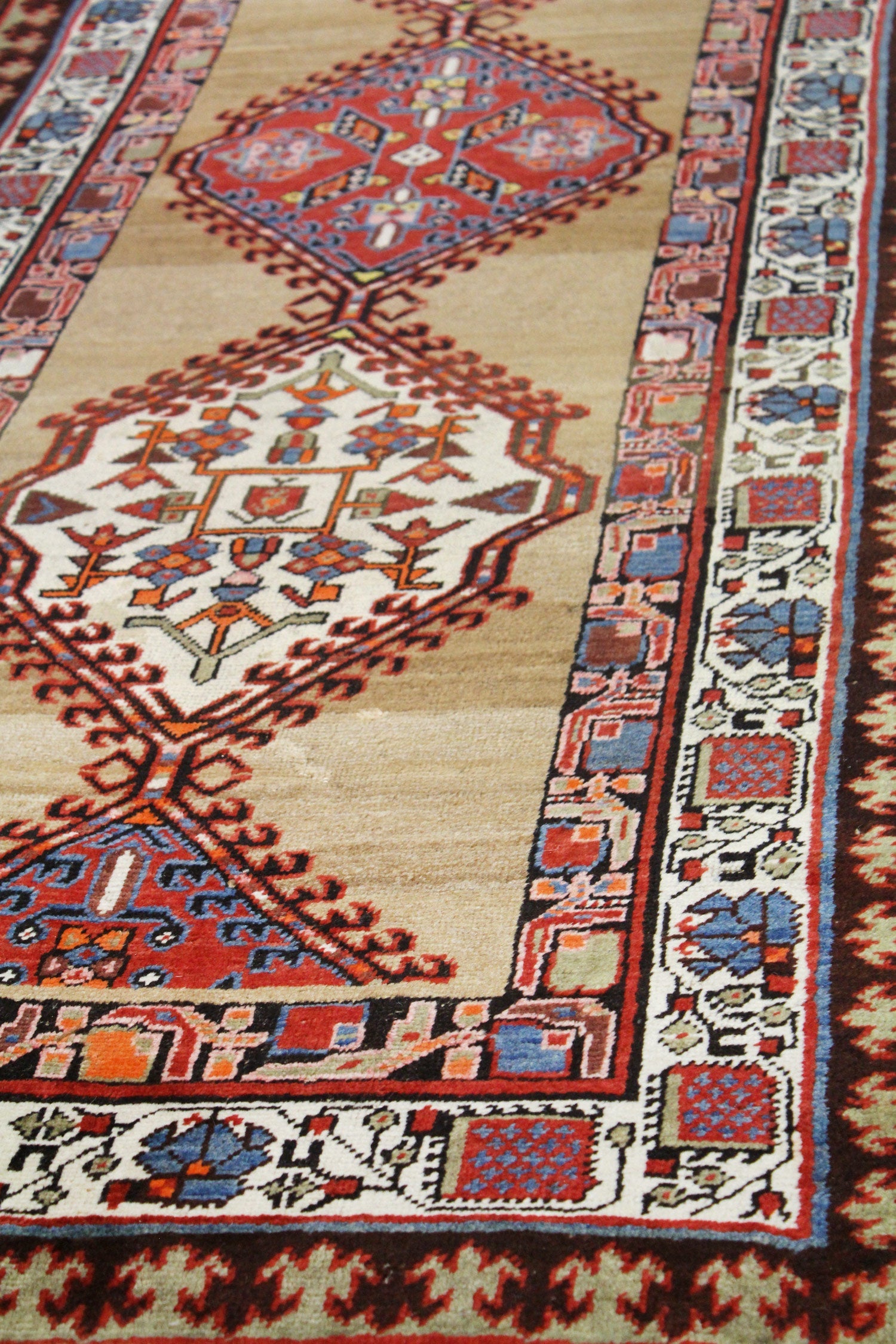 Handwoven Antique Serab Tribal Rug - Vintage Persian Style Home Decor, JF8484 | Perfect for Living Room, Bedroom, or Boho Chic Interior Design
