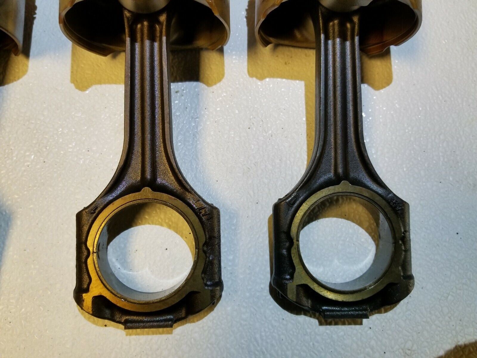 Original OEM 03-06 Mercedes CL500 Connecting Rod with Piston Set (8pcs) - Compatible with M113 5.0L Engine - Perfect for Engine Rebuild & Performance Upgrades