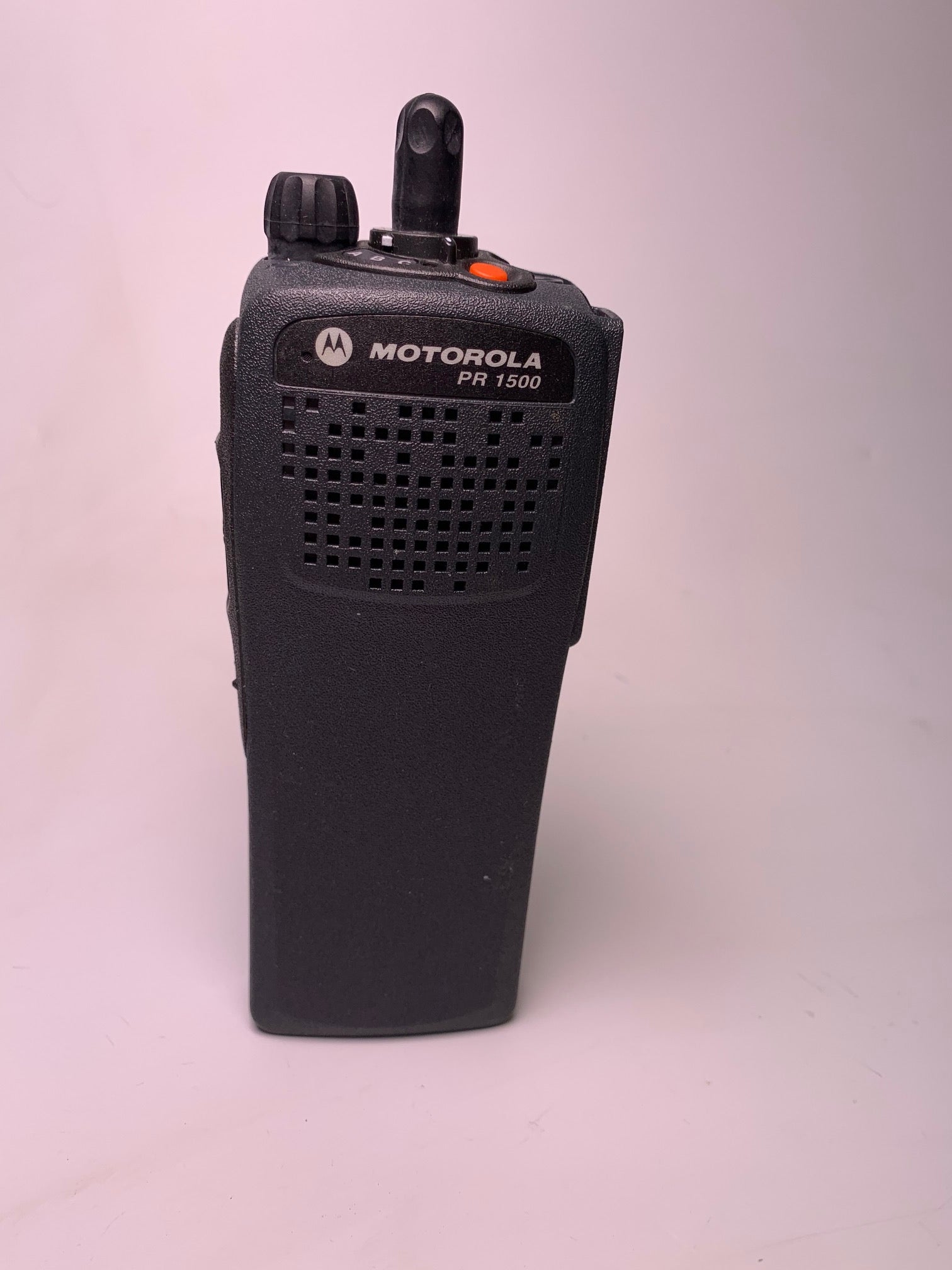 Motorola PR1500 UHF R2 Portable Two-Way Radio with P25 Technology - Ideal for Public Safety, Security, and Emergency Communications