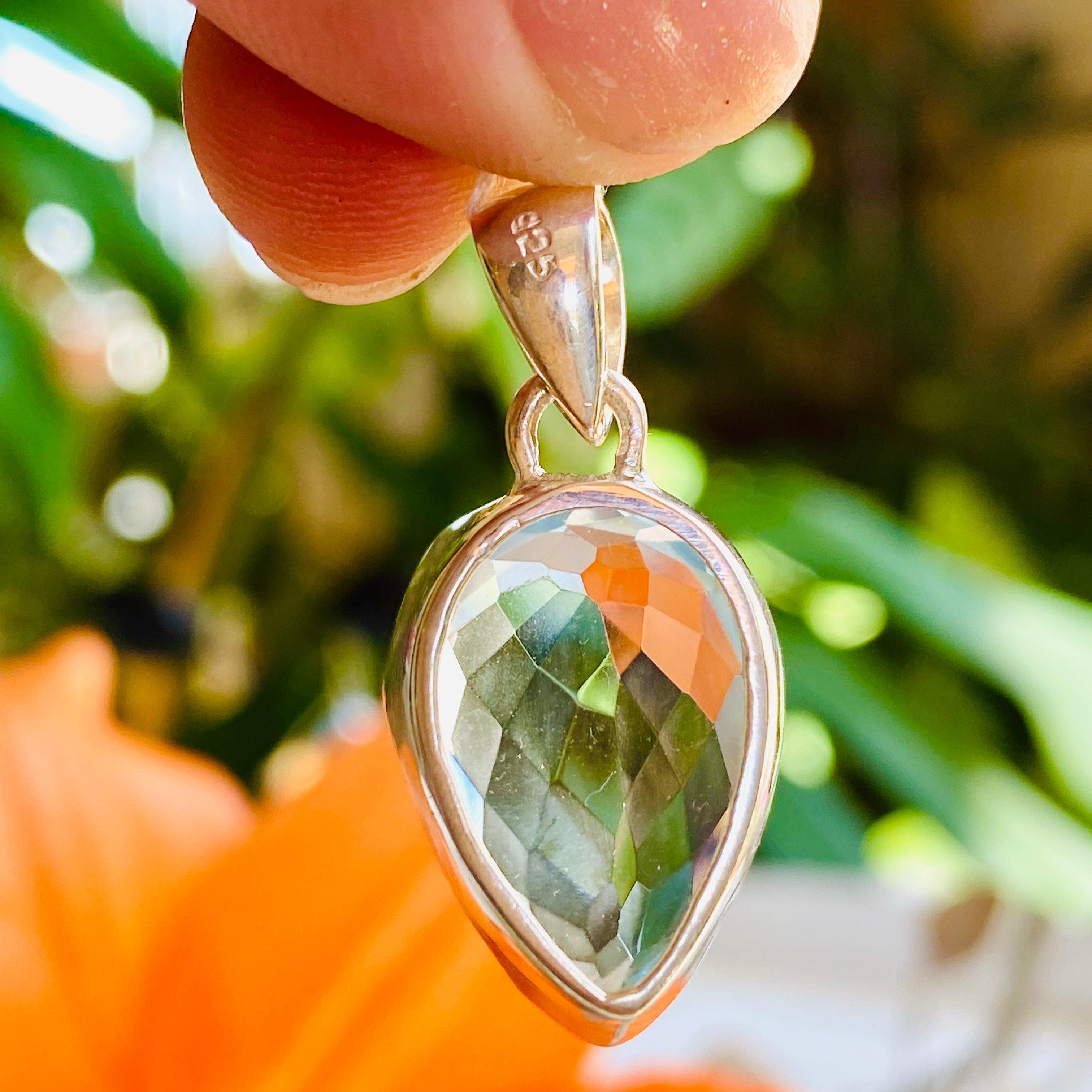 Blue Topaz Teardrop Faceted Pendant Necklace KPGJ3024 - Elegant Jewelry for Women, Perfect for Parties, Weddings & Special Occasions