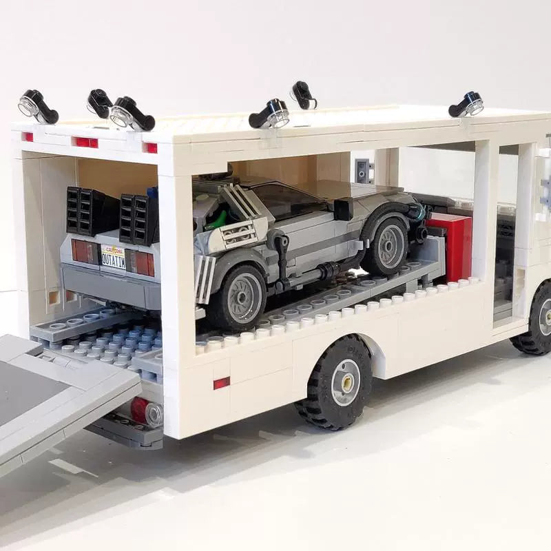 533pcs MOC 113860 Doc Brown Value Van Building Blocks Set - Compatible with Lego - Creative Construction Toy for Kids & Adults - Perfect for Gifts, Collectibles and Home Decoration