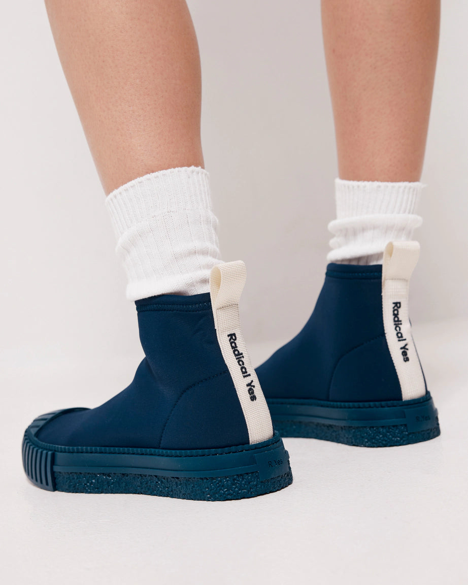 Sunny 2.0 Neoprene Pull-On Boots for Women - Waterproof Winter Snow Boots in Midnight Blue | Perfect for Outdoor Activities, Hiking & Cold Weather
