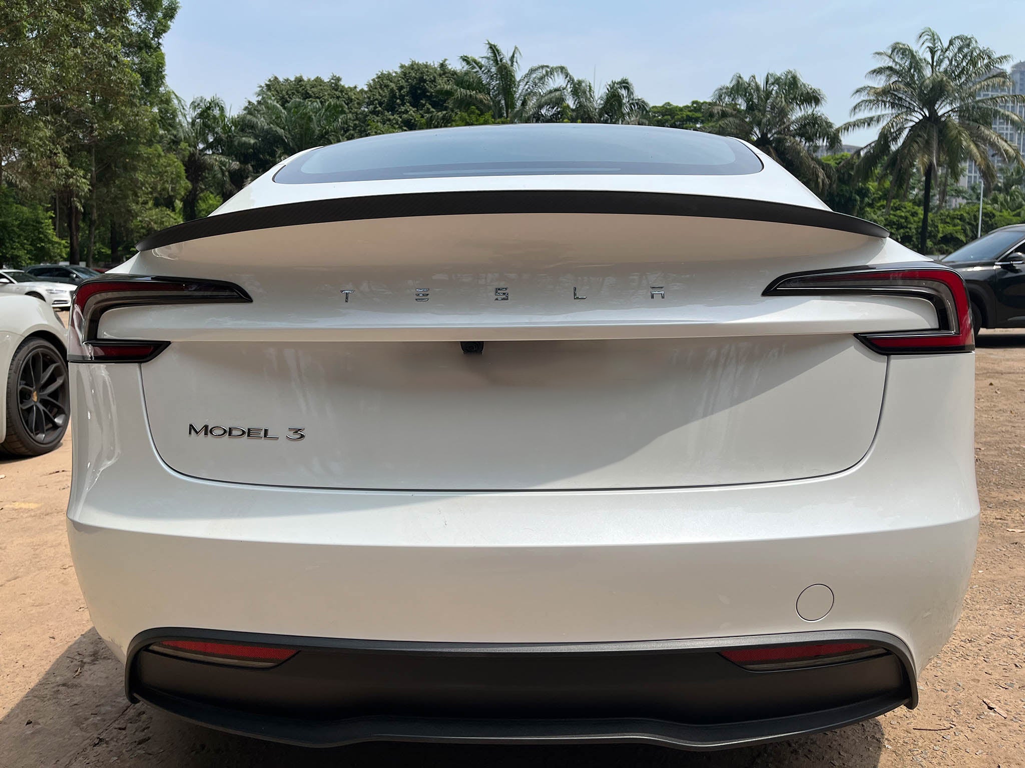2024+ Tesla Model 3 Highland Real Carbon Fiber Spoiler - Performance Style | Lightweight & Durable | Perfect for Car Enthusiasts & Street Racing | Overstock EU Market Only