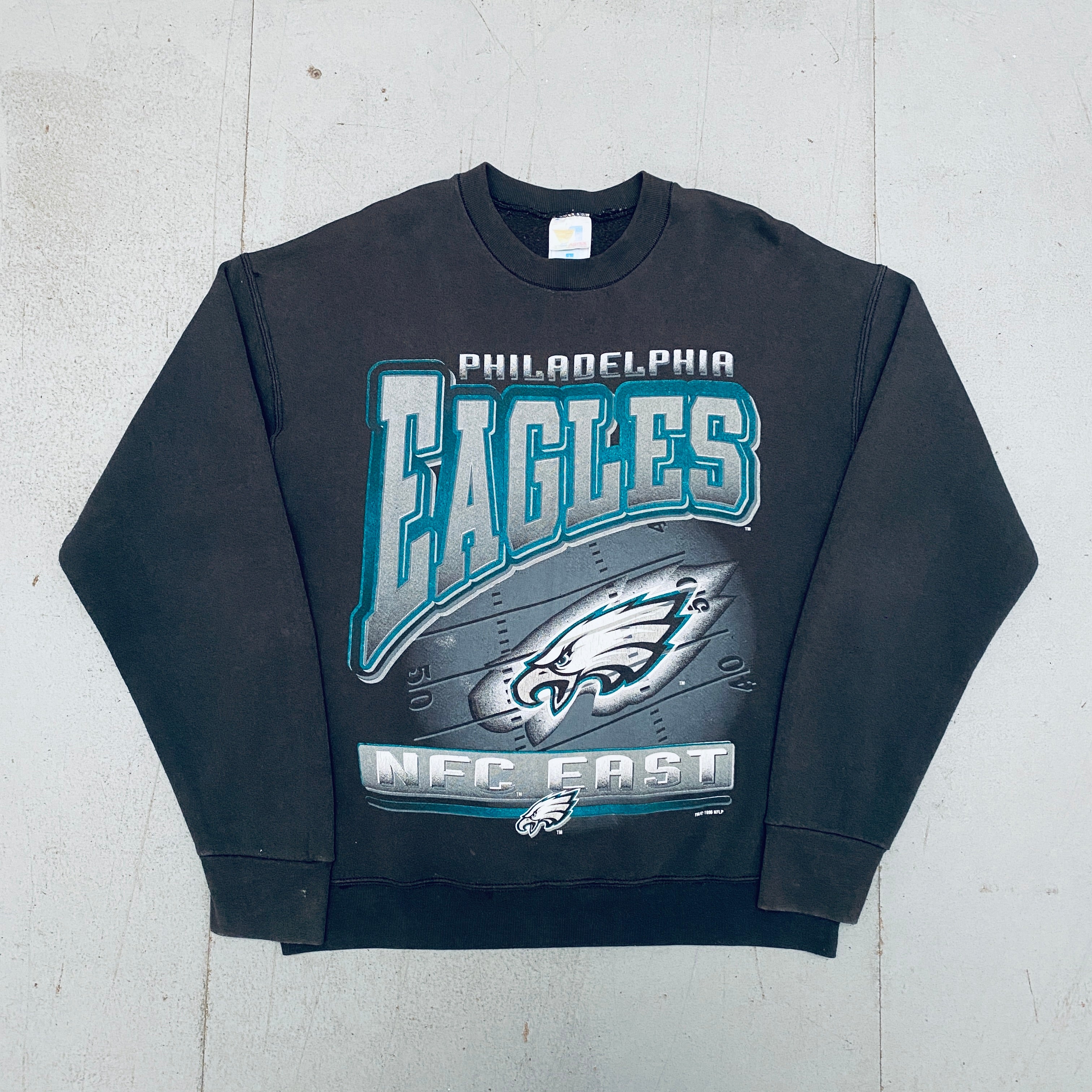 Philadelphia Eagles 1996 Graphic Spellout Sweatshirt - Large Size | Vintage NFL Fan Apparel for Game Day & Casual Wear
