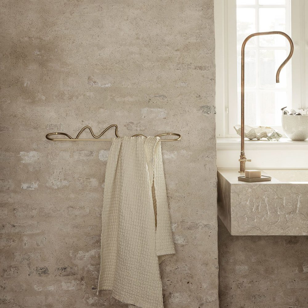 FERM LIVING Curvature Towel Hanger in Brass - Modern Bathroom Organizer for Towels & Robes - Perfect for Spa, Hotel, or Home Decor