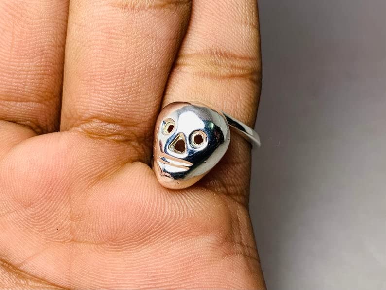 Gothic Skull Ring for Women - 925 Sterling Silver Handmade Jewelry - Unique Gothic Style Accessory for Halloween, Punk Fashion & Gift Giving