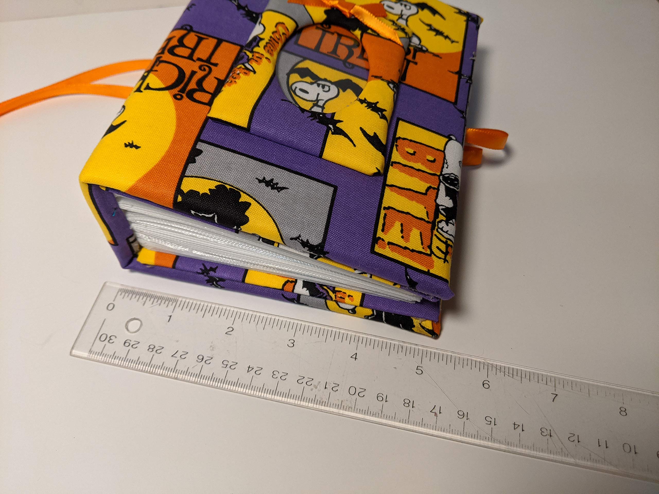 Snoopy Halloween Photo Album - Personalized Scrapbook for 100 4x6 Photos - 7x5 Handmade Memory Book - Perfect for Halloween Party Decor, Trick or Treat Memories & Seasonal Home Display