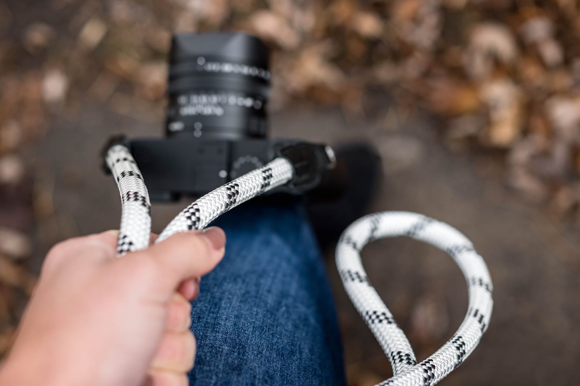 Leica Rope Strap - 100cm White & Black Camera Neck Strap with Key Ring Style | Durable & Adjustable for DSLR, Mirrorless & Film Cameras | Perfect for Travel, Photography & Outdoor Adventures