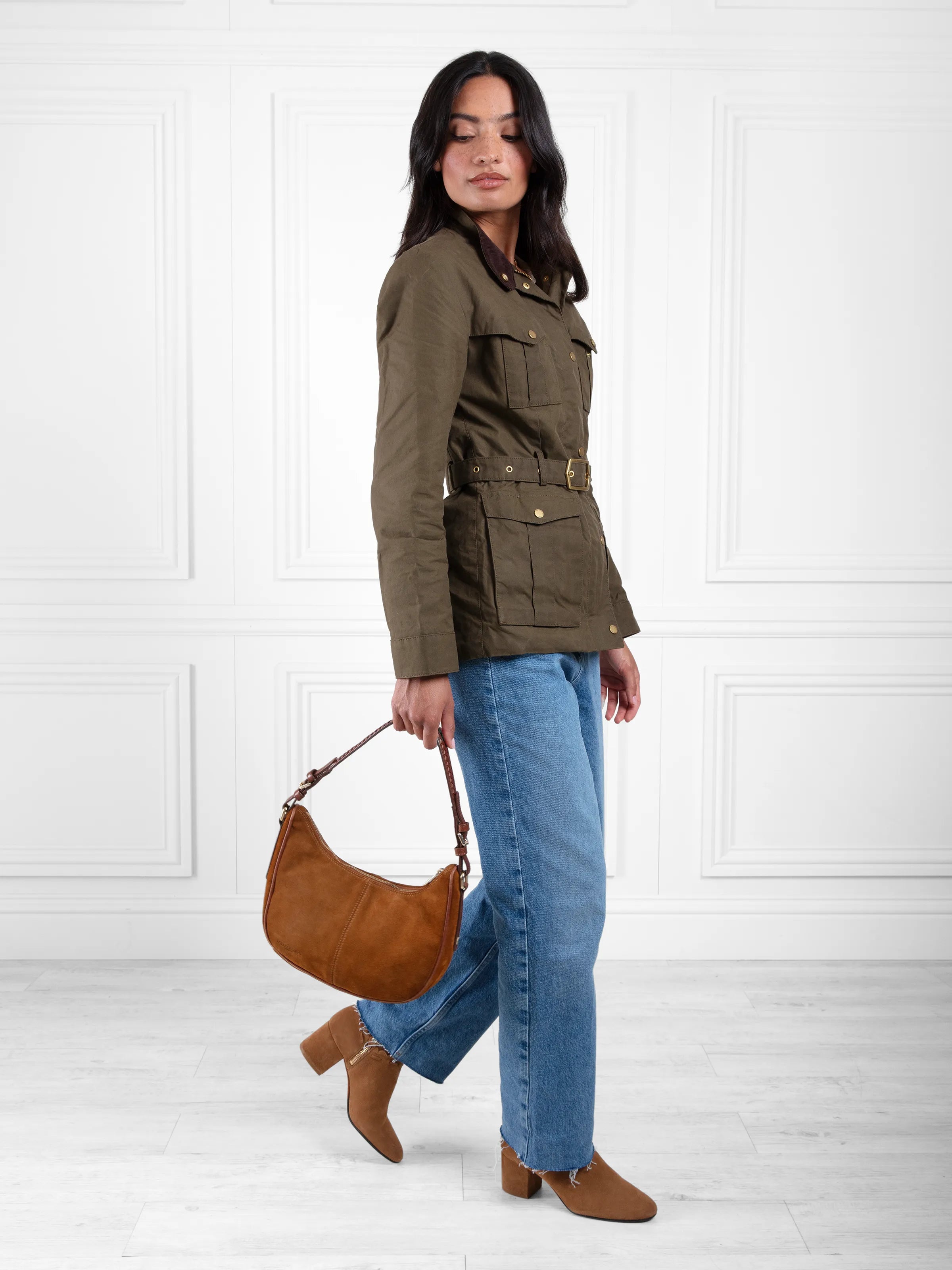 Stylish Tetbury Crescent Bag in Tan - Perfect for Work, Travel & Everyday Use | Premium Leather Crossbody Handbag