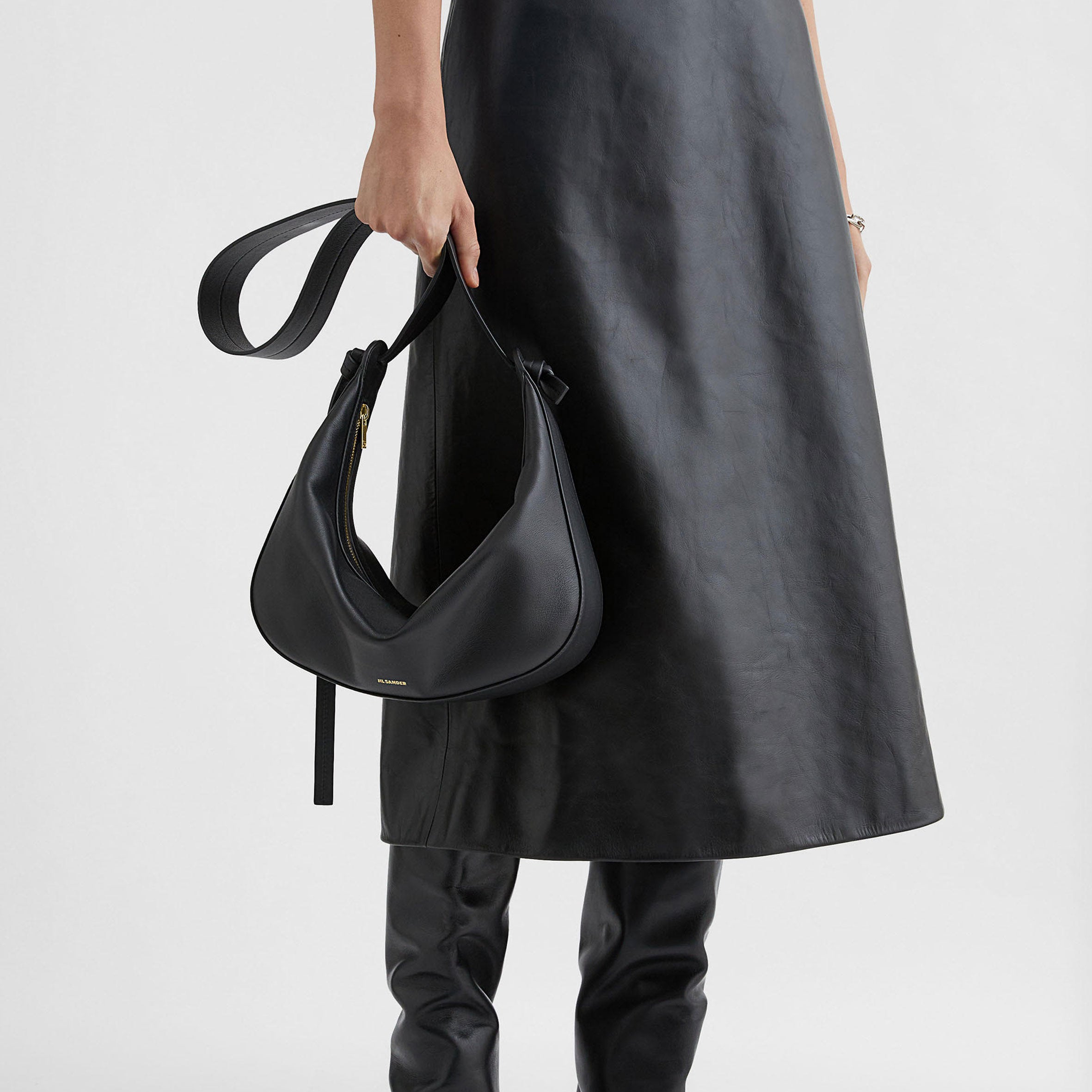 Stylish Black Knot Banana Crossbody Bag for Women - Perfect for Travel, Shopping & Everyday Use