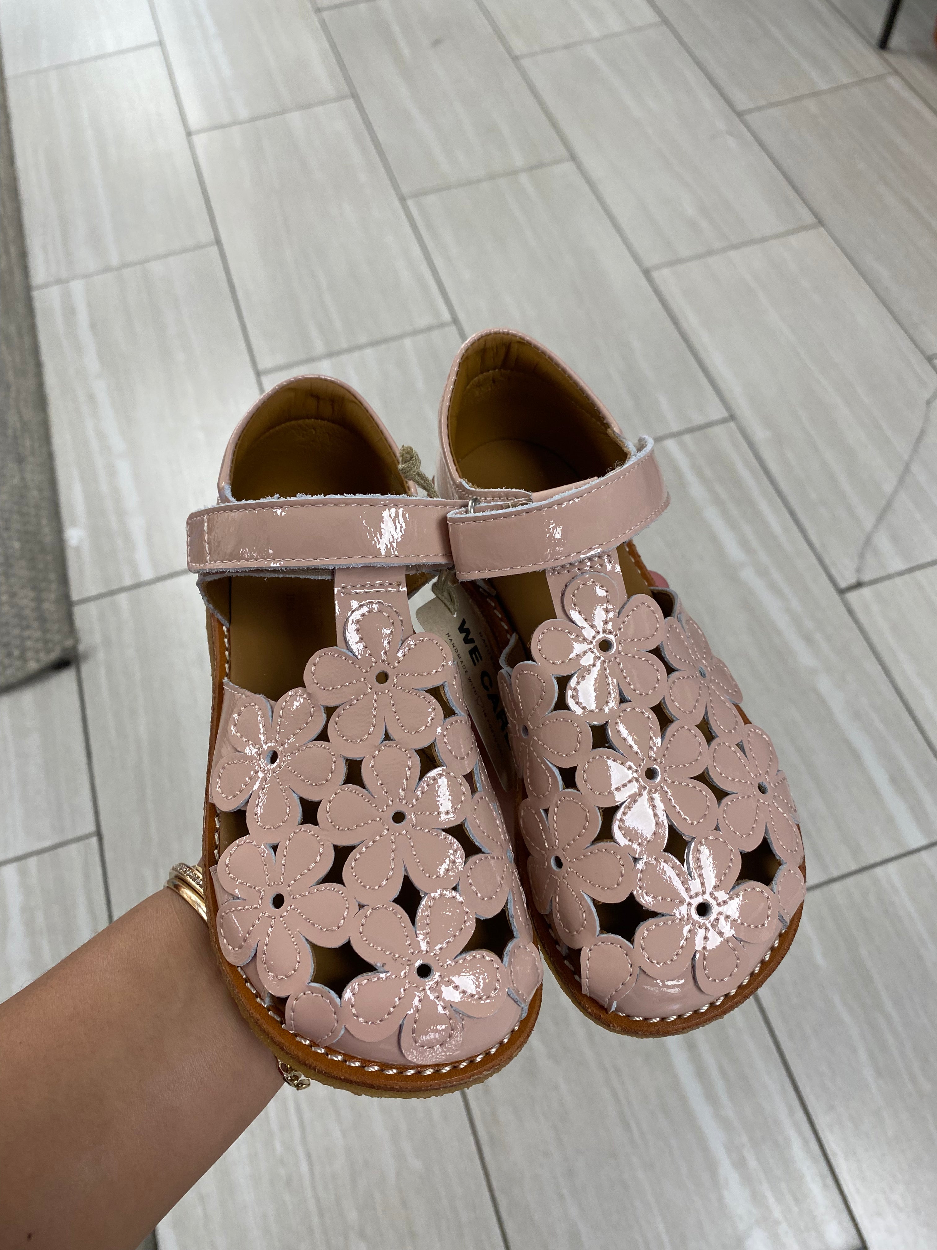 Angulus Rose Patent Leather Flower Cutout Sandals for Women - Elegant Summer Dress Sandals for Weddings, Parties & Beach Outings