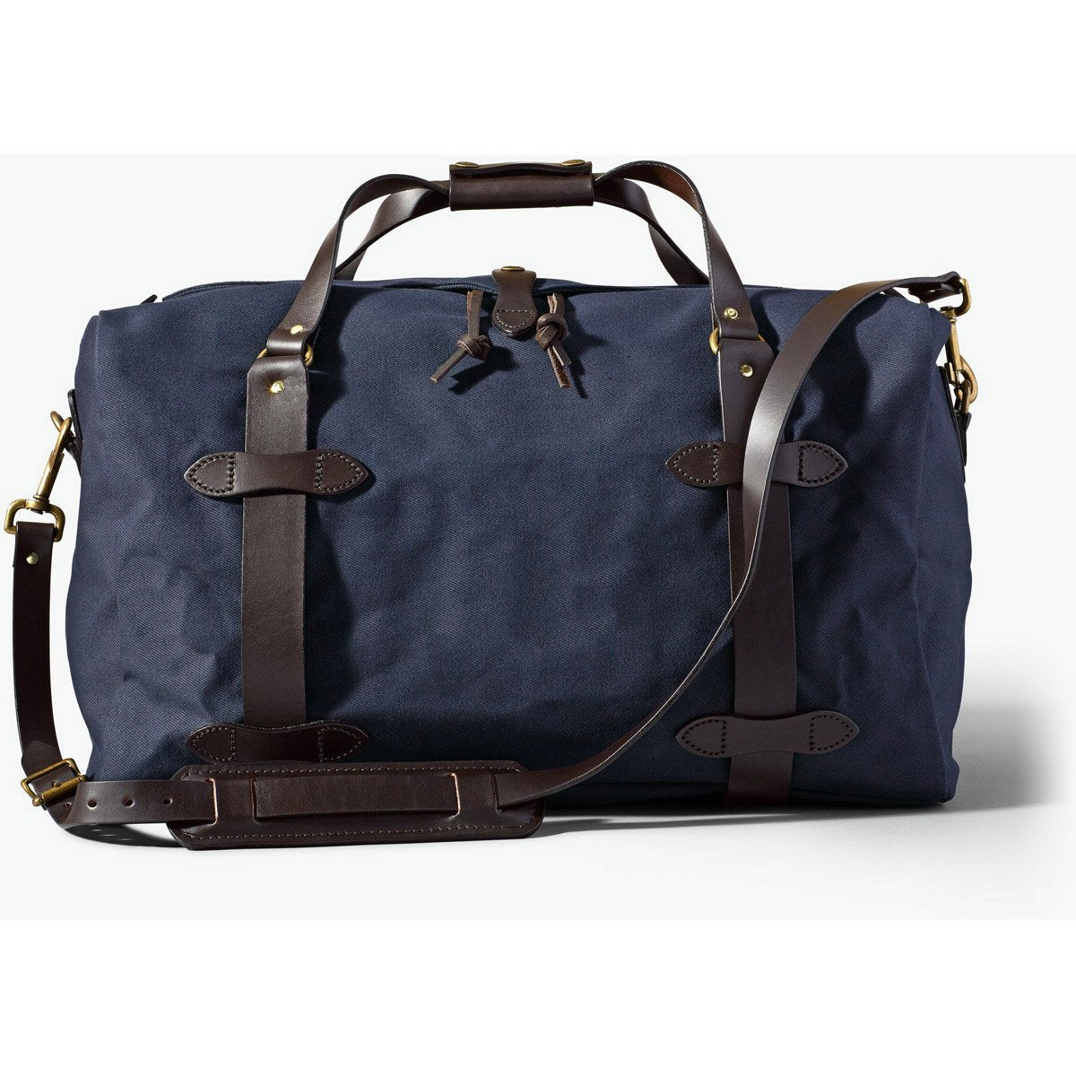 Durable Medium Twill Duffle Bag for Travel, Gym & Weekend Getaways - Water-Resistant Carry-On Luggage for Men & Women